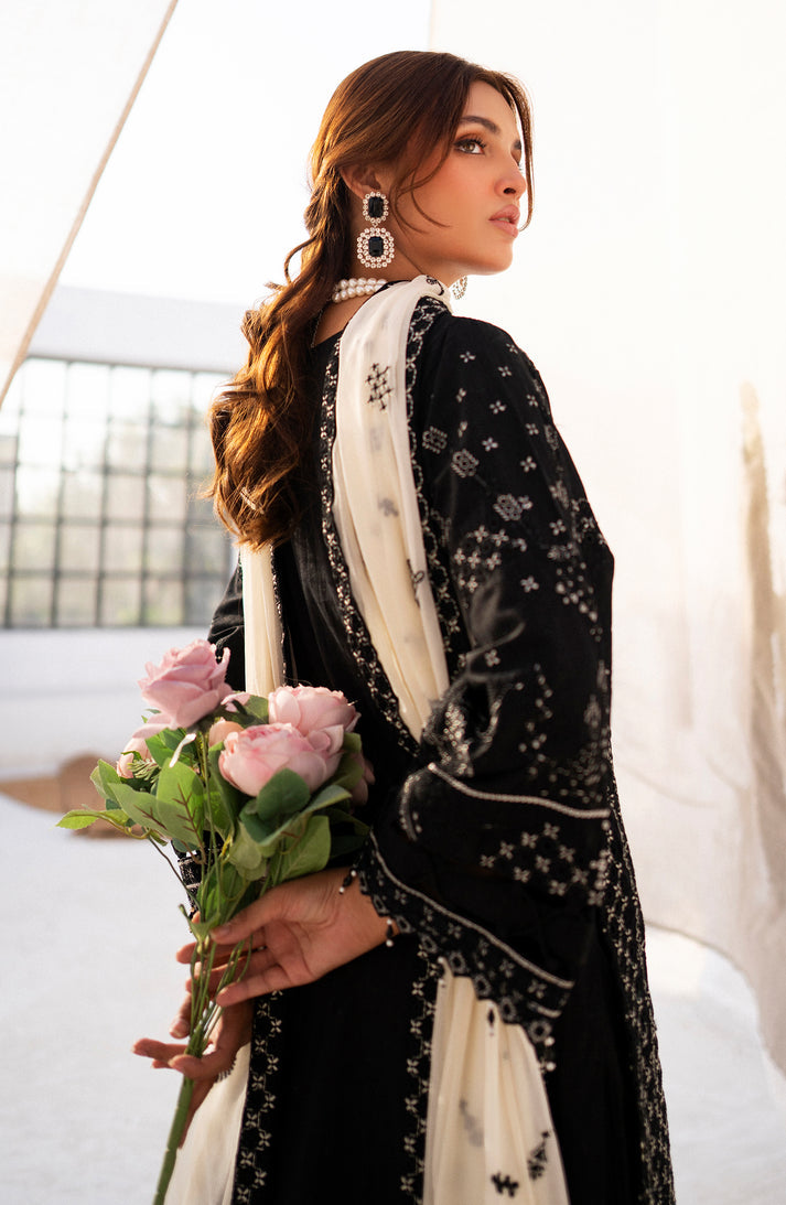 Emaan Adeel | Melisa Luxury Formals | ORAZIO - Khanumjan  Pakistani Clothes and Designer Dresses in UK, USA 