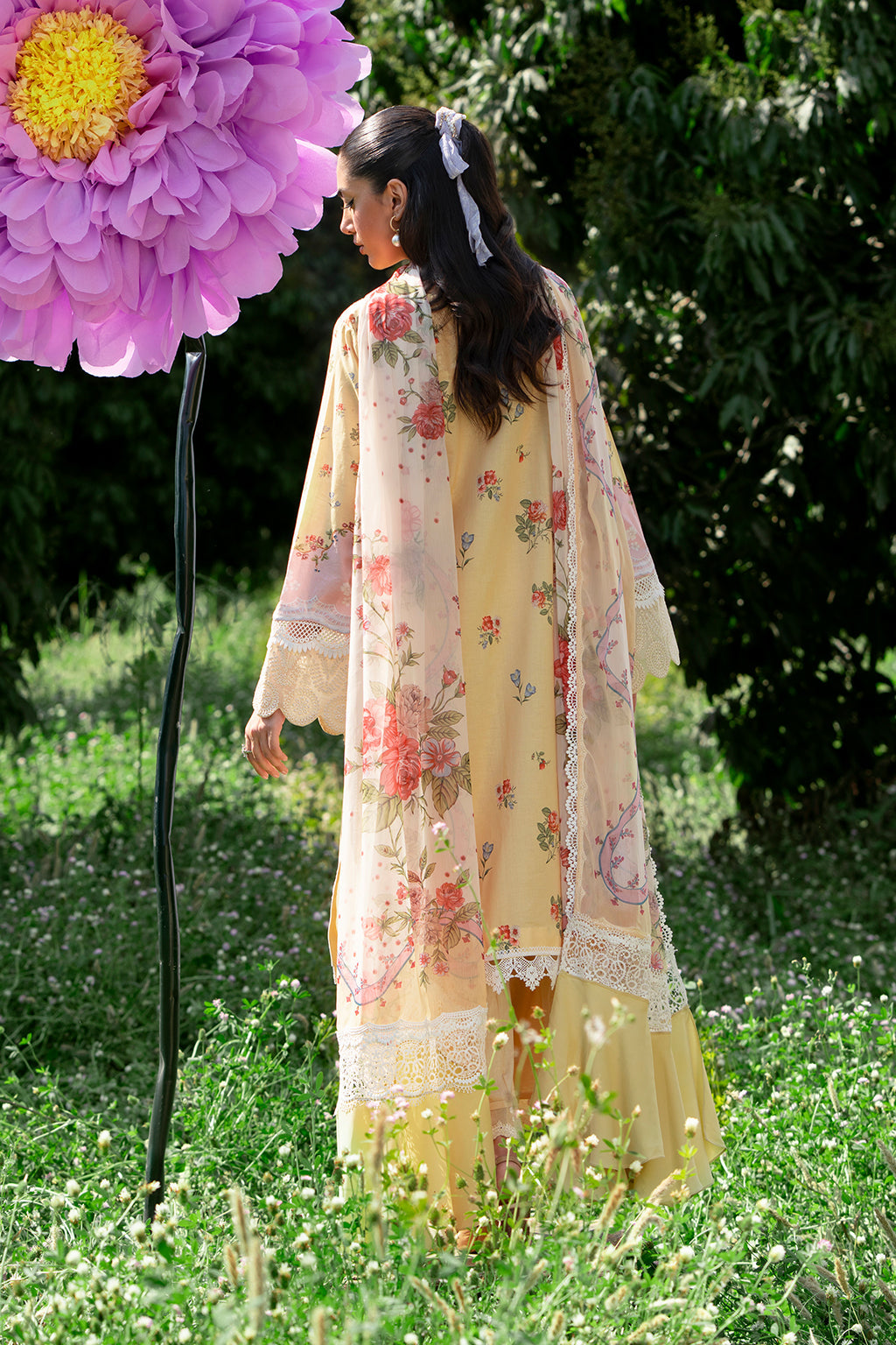 Sardinia | Cocktail Luxury Lawn | DAISY