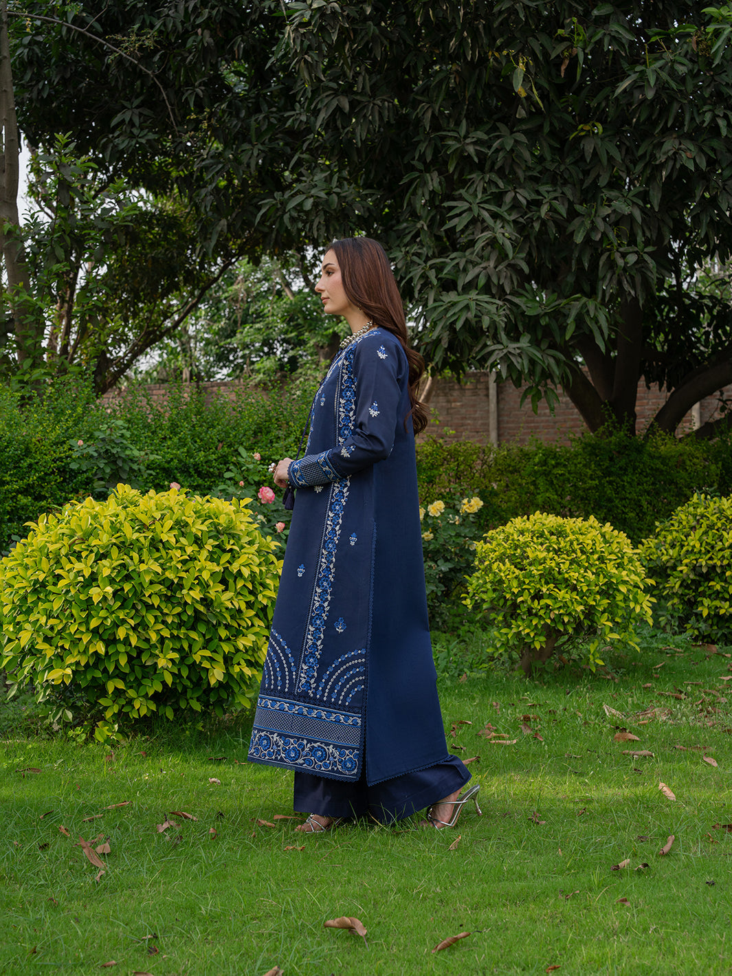 Mahnur | Amaya Lawn 26 | MU-01
