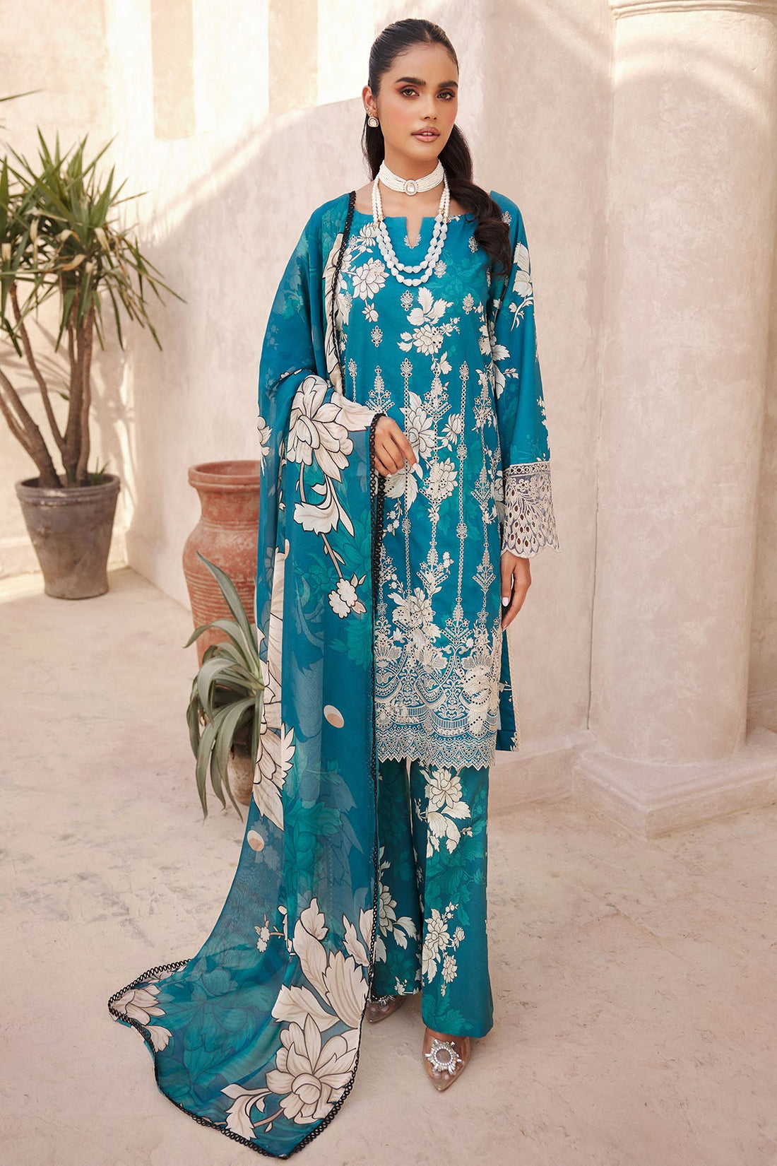 Motifz | Amal Luxury Lawn | 3737 - Khanumjan  Pakistani Clothes and Designer Dresses in UK, USA 