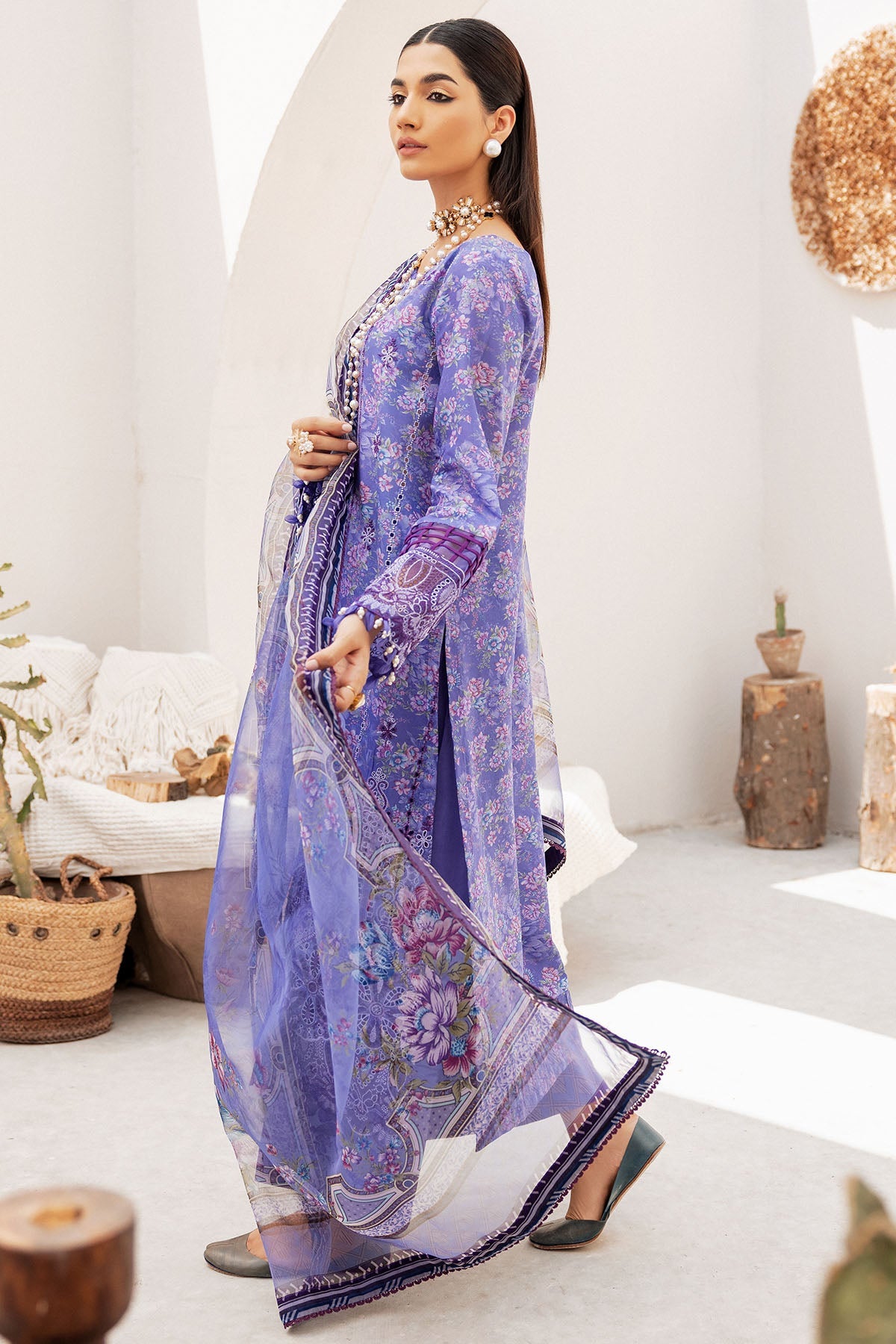 Motifz | Amal Lawn | 4724-ESRA - Khanumjan  Pakistani Clothes and Designer Dresses in UK, USA 