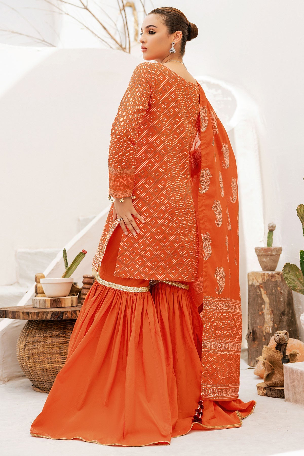 Motifz | Rang Lawn | 4736-NOURA - Khanumjan  Pakistani Clothes and Designer Dresses in UK, USA 