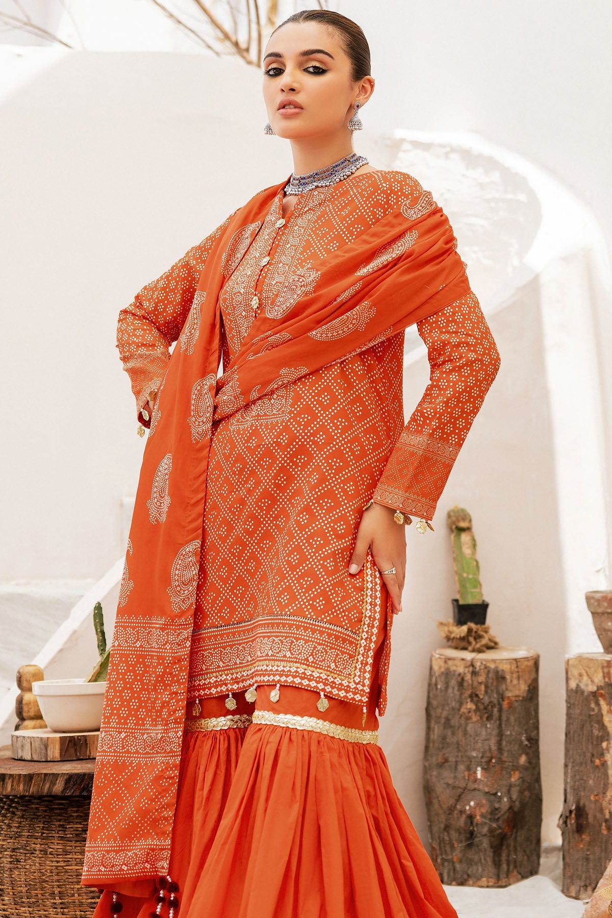 Motifz | Rang Lawn | 4736-NOURA - Khanumjan  Pakistani Clothes and Designer Dresses in UK, USA 