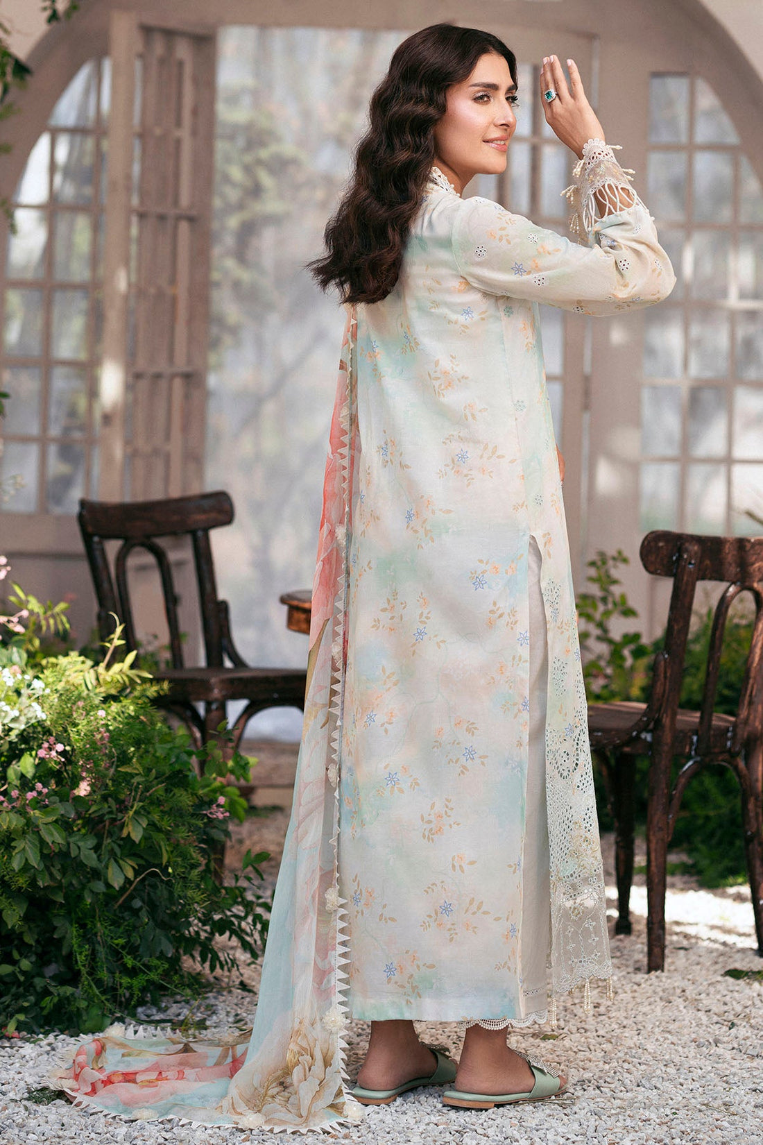 Motifz | Premium Lawn 25 | 5423-DAISY
