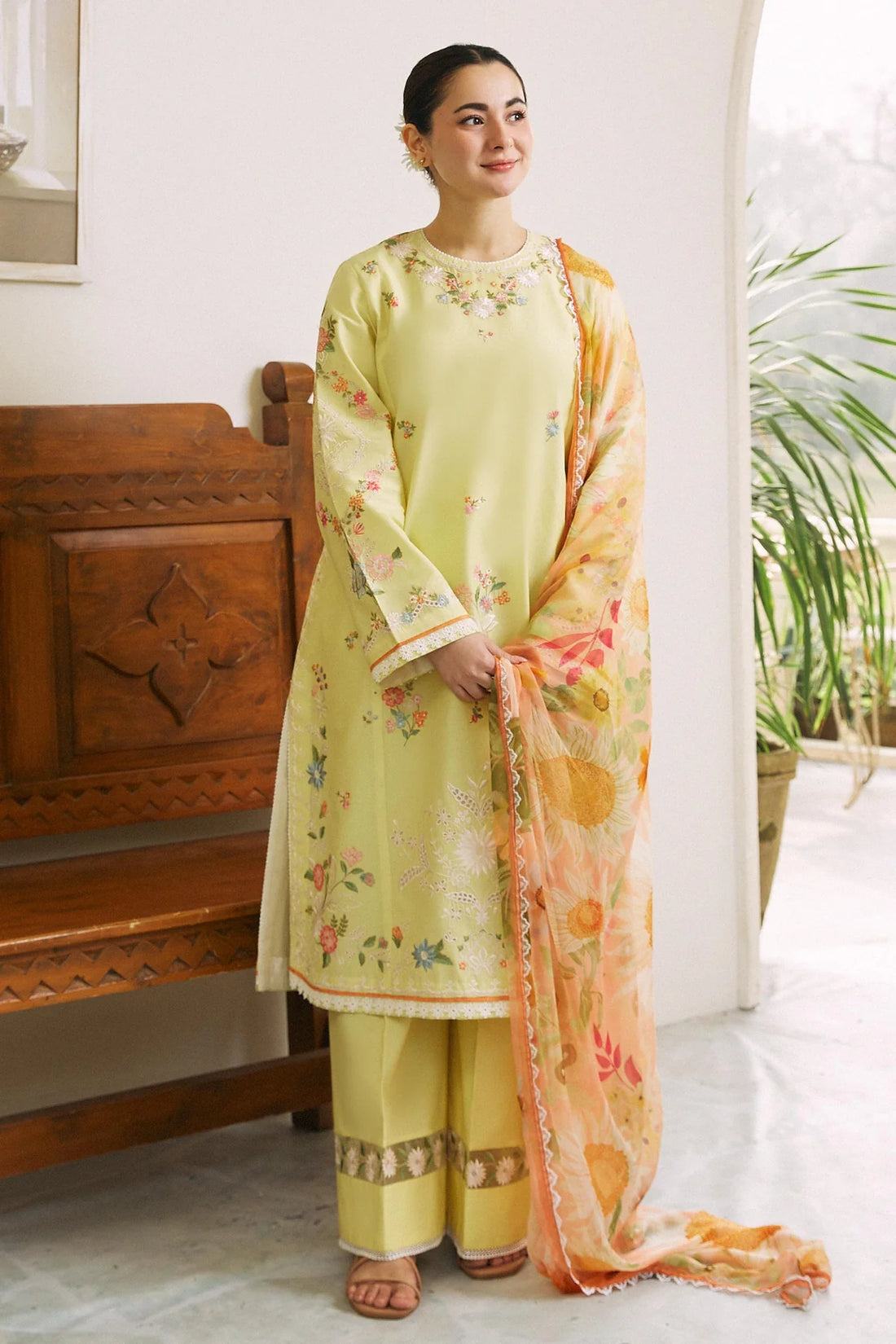 Zara Shahjahan | Coco Lawn 24 | MAHAY-4B - Khanumjan  Pakistani Clothes and Designer Dresses in UK, USA 