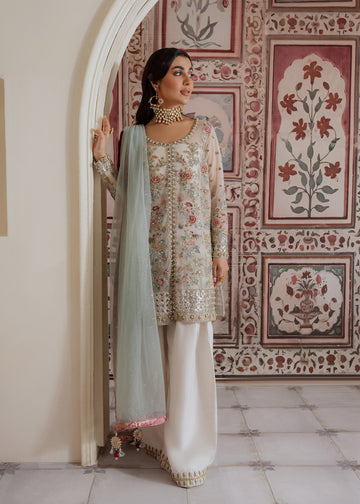 Mahgul | Portraits of Anaya | White Garden