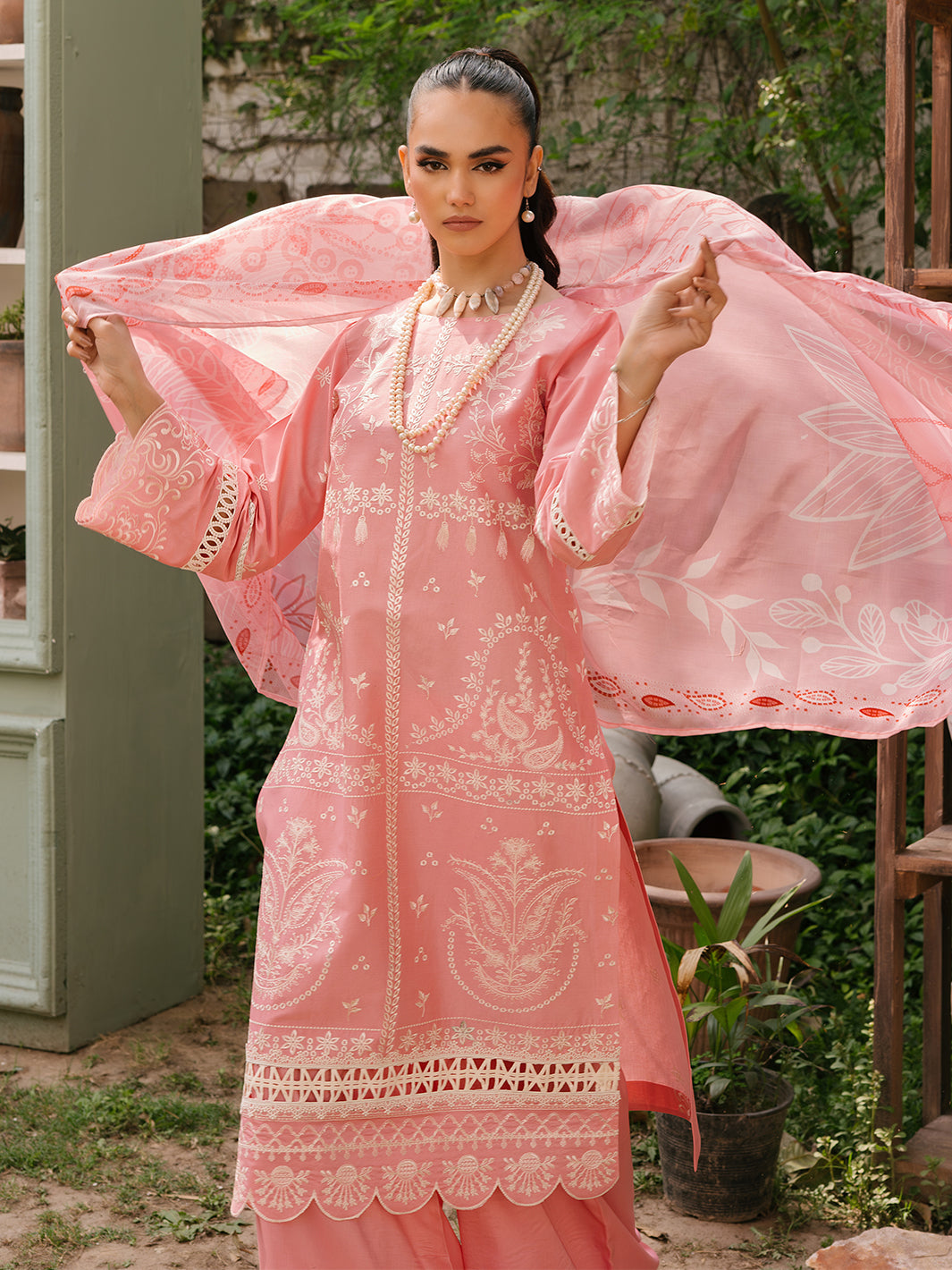 Mahnur | Masakali Luxury Lawn 24 | MK 03 - A - Khanumjan  Pakistani Clothes and Designer Dresses in UK, USA 