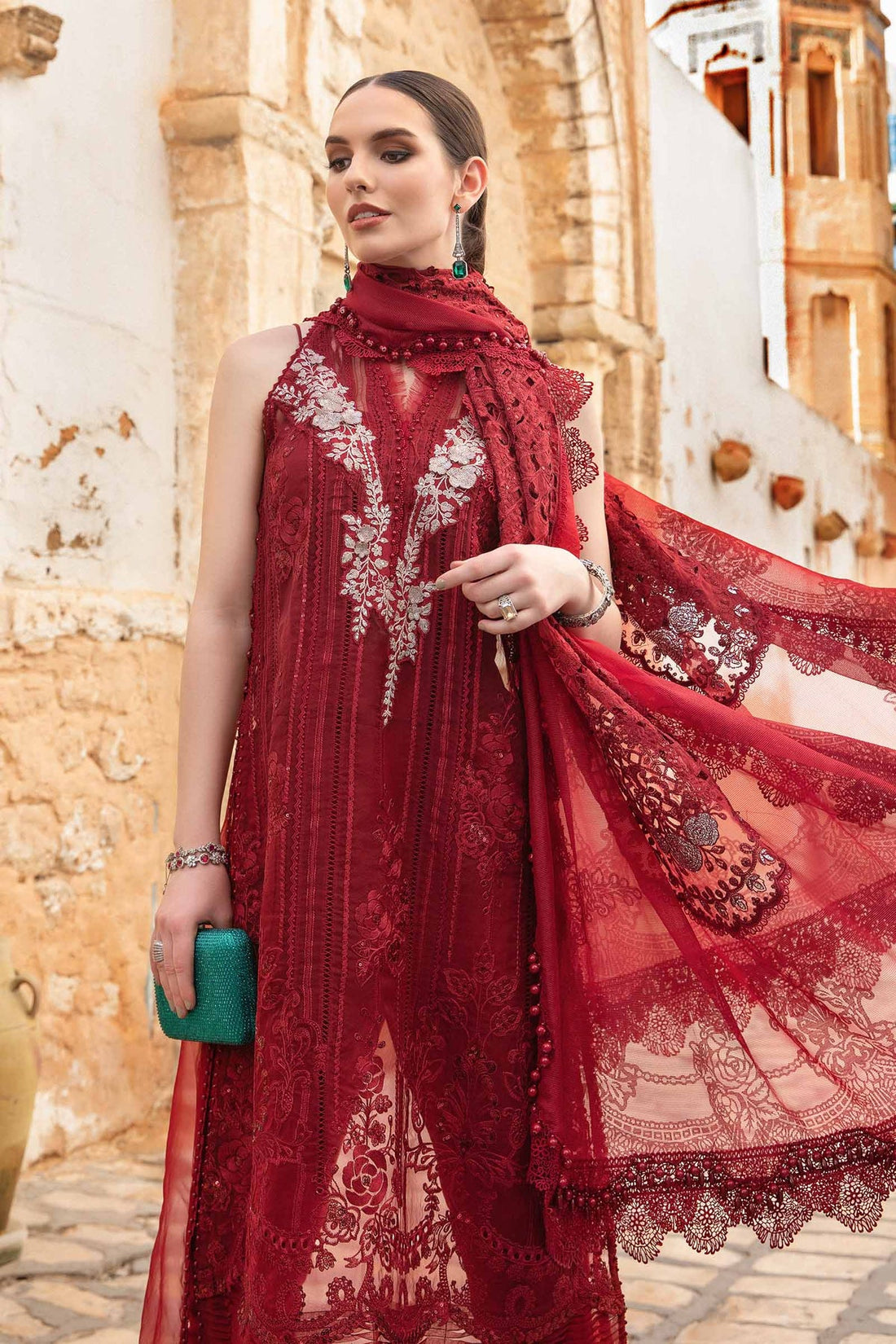 Maria B | Voyage a' Luxe Lawn | D-2401-B - Khanumjan  Pakistani Clothes and Designer Dresses in UK, USA 
