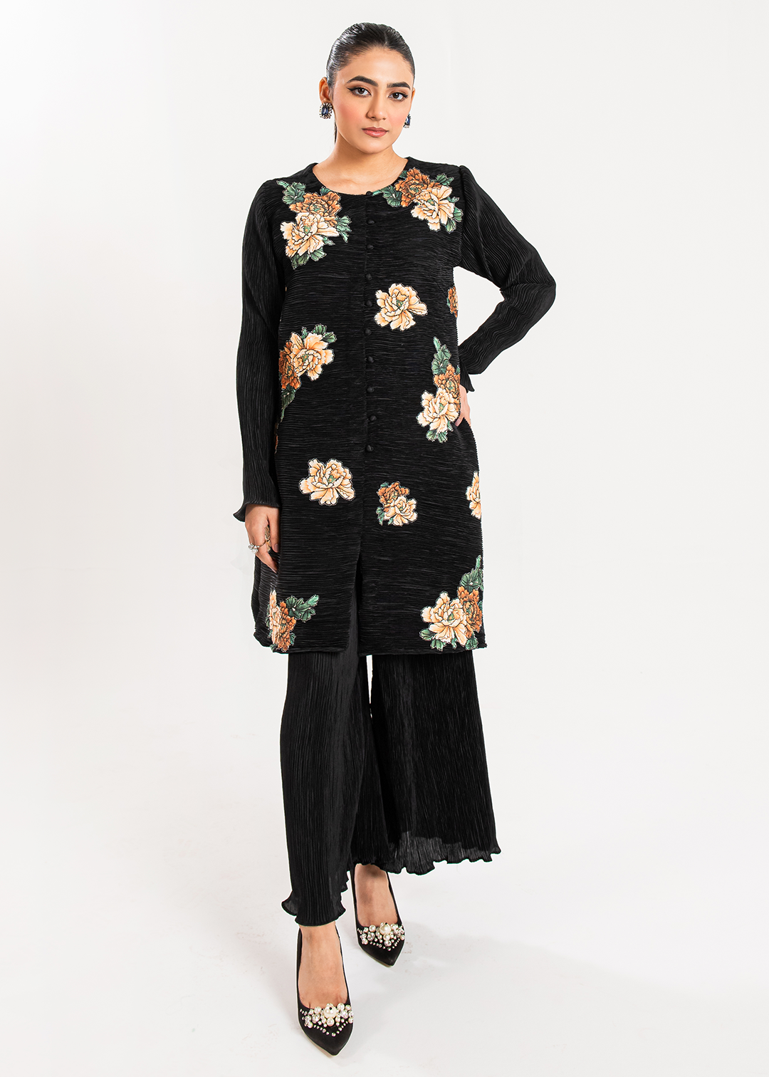 Maria Osama Khan | Claire Pleated Silk | Twilight - Khanumjan  Pakistani Clothes and Designer Dresses in UK, USA 