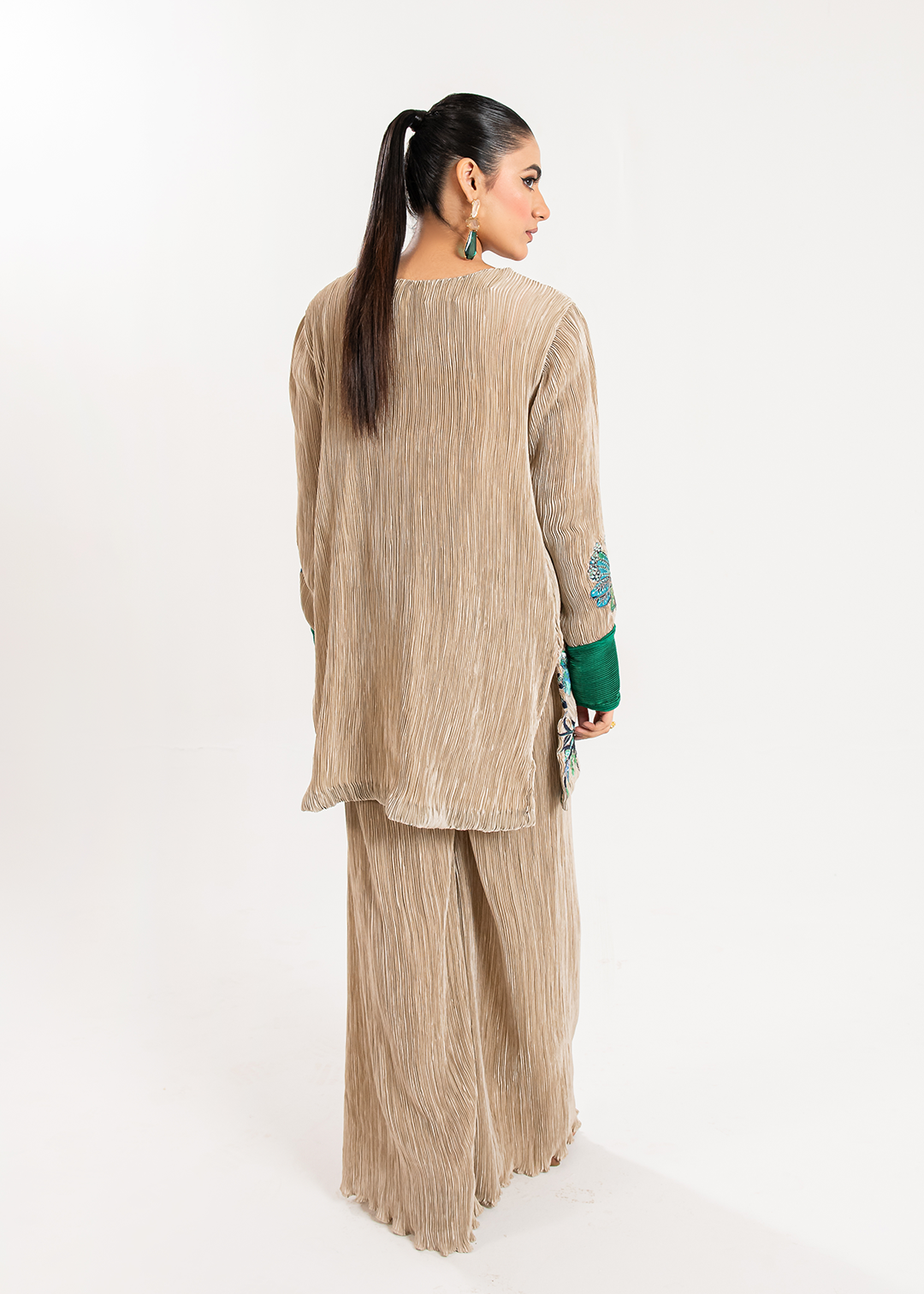 Maria Osama Khan | Claire Pleated Silk | Stardust - Khanumjan  Pakistani Clothes and Designer Dresses in UK, USA 