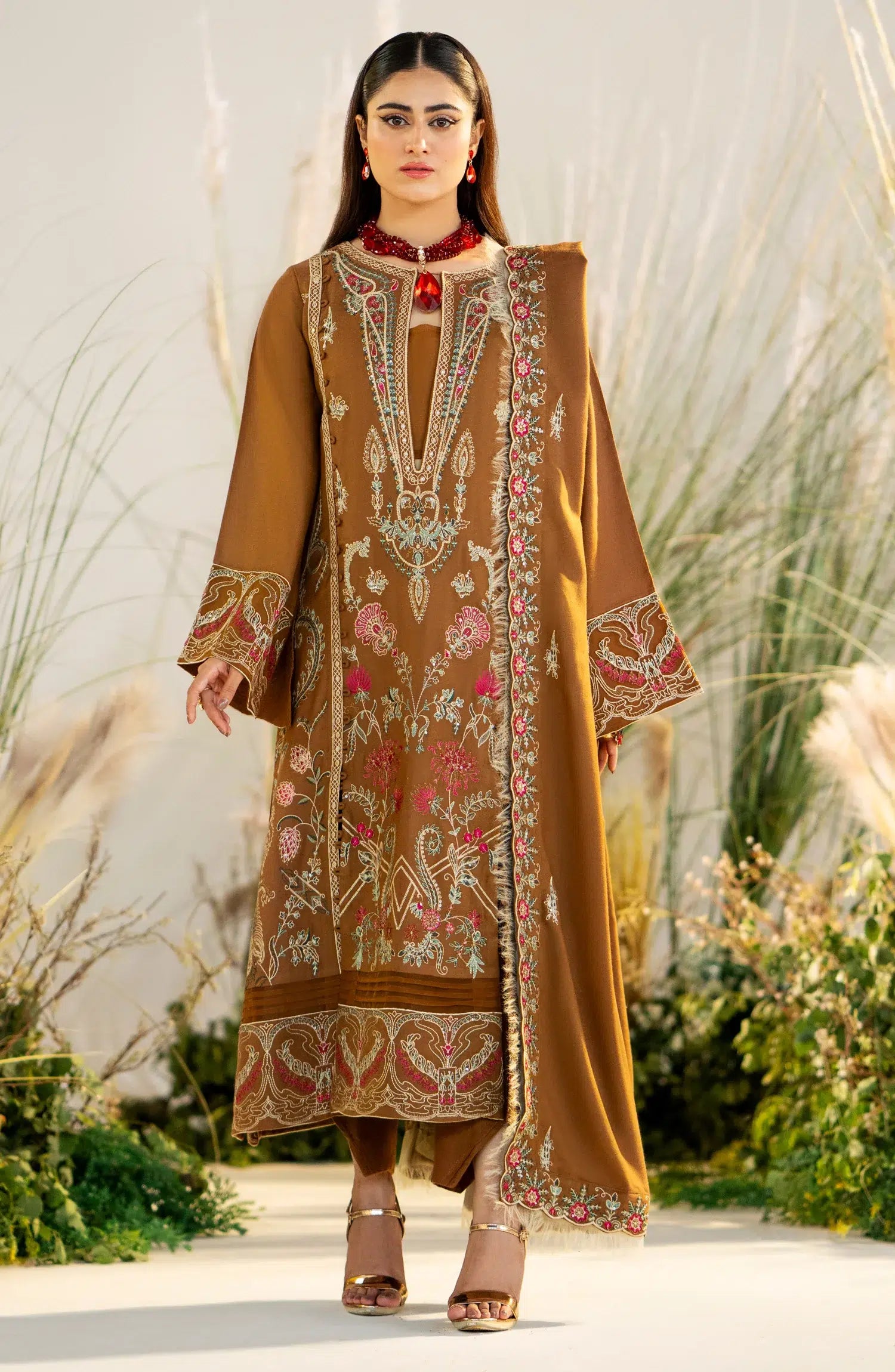 Maryum N Maria | Shehr Bano Winter 23 | HARLEEN MW23564 - Khanumjan  Pakistani Clothes and Designer Dresses in UK, USA 