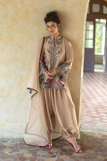 Zainab Chottani | Summer Edition 26 | Mocha Dusk