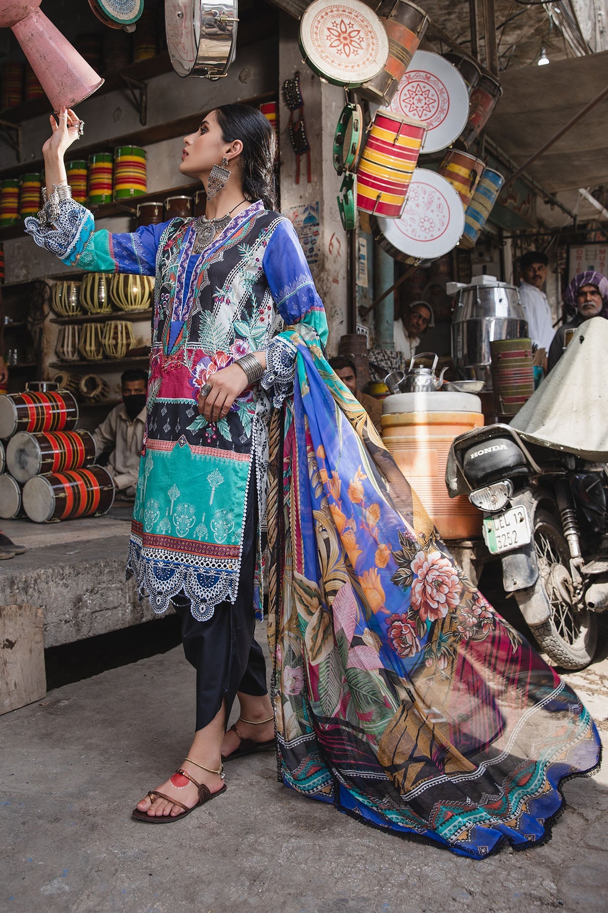 Motifz | Amal Luxury Lawn | 2937 - Khanumjan  Pakistani Clothes and Designer Dresses in UK, USA 