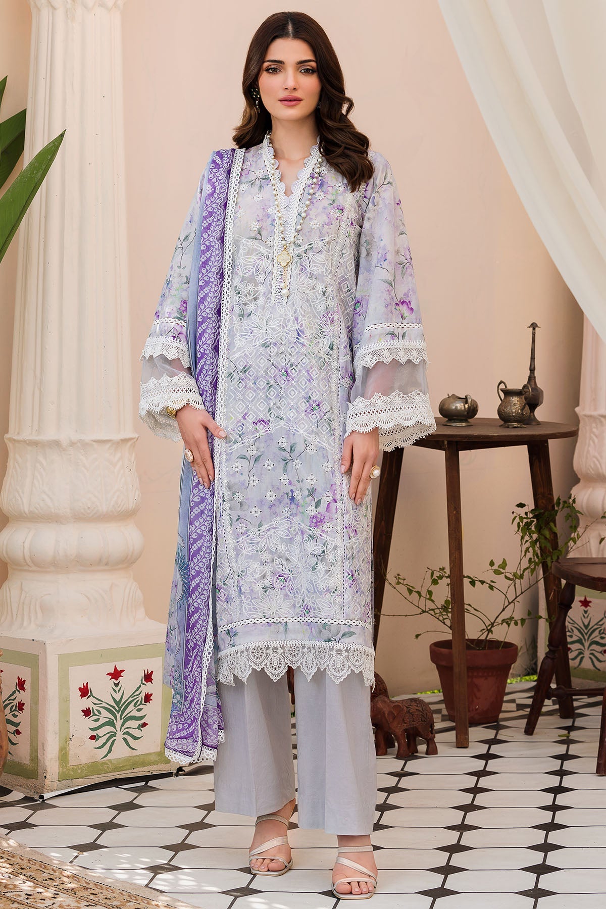 Motifz | Amal Luxury Lawn | 4628 - Khanumjan  Pakistani Clothes and Designer Dresses in UK, USA 