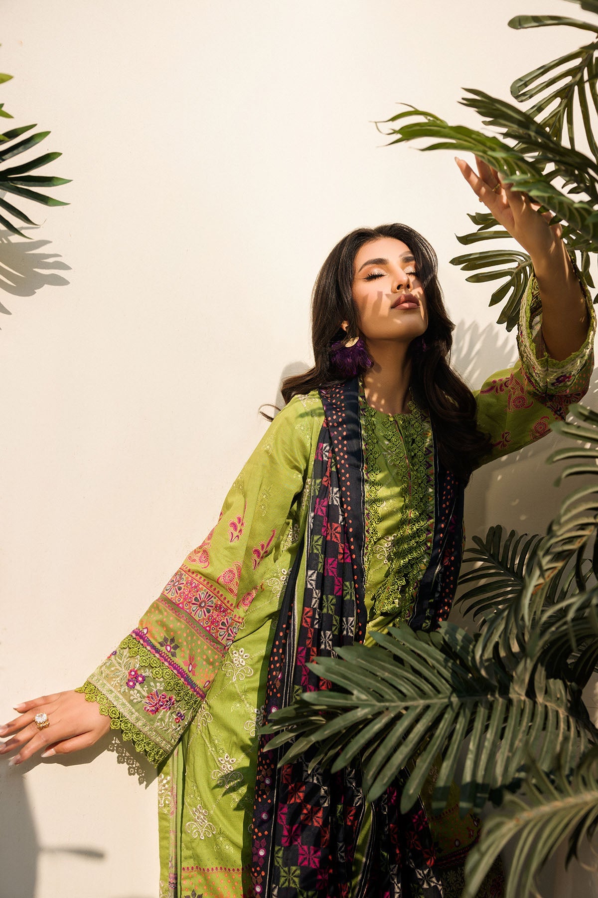 Motifz | Umang Luxury Lawn | A-12 - Khanumjan  Pakistani Clothes and Designer Dresses in UK, USA 