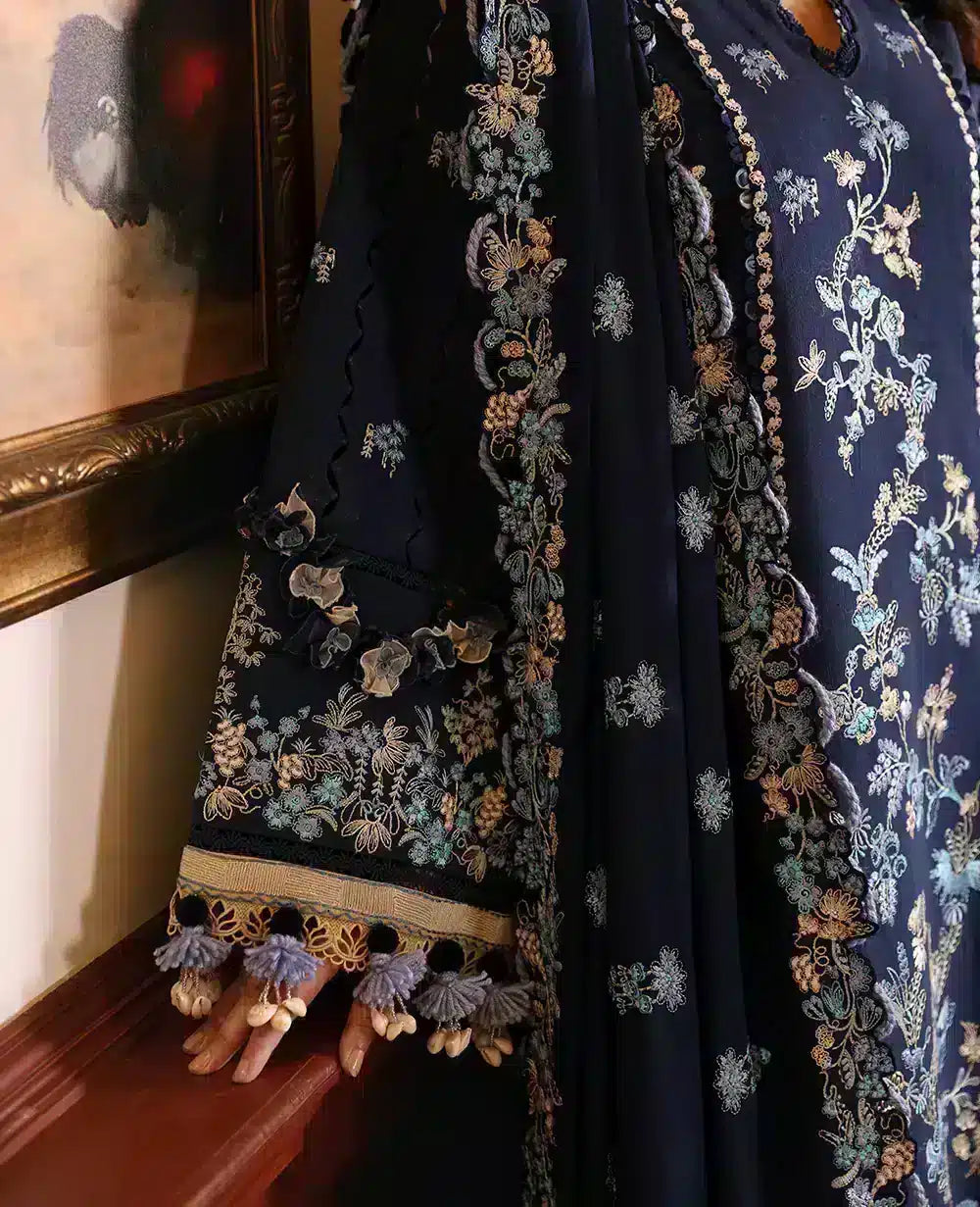 Republic Womenswear | Noemei Luxury Shawl 23 | NWU23-D2-A - Khanumjan  Pakistani Clothes and Designer Dresses in UK, USA 