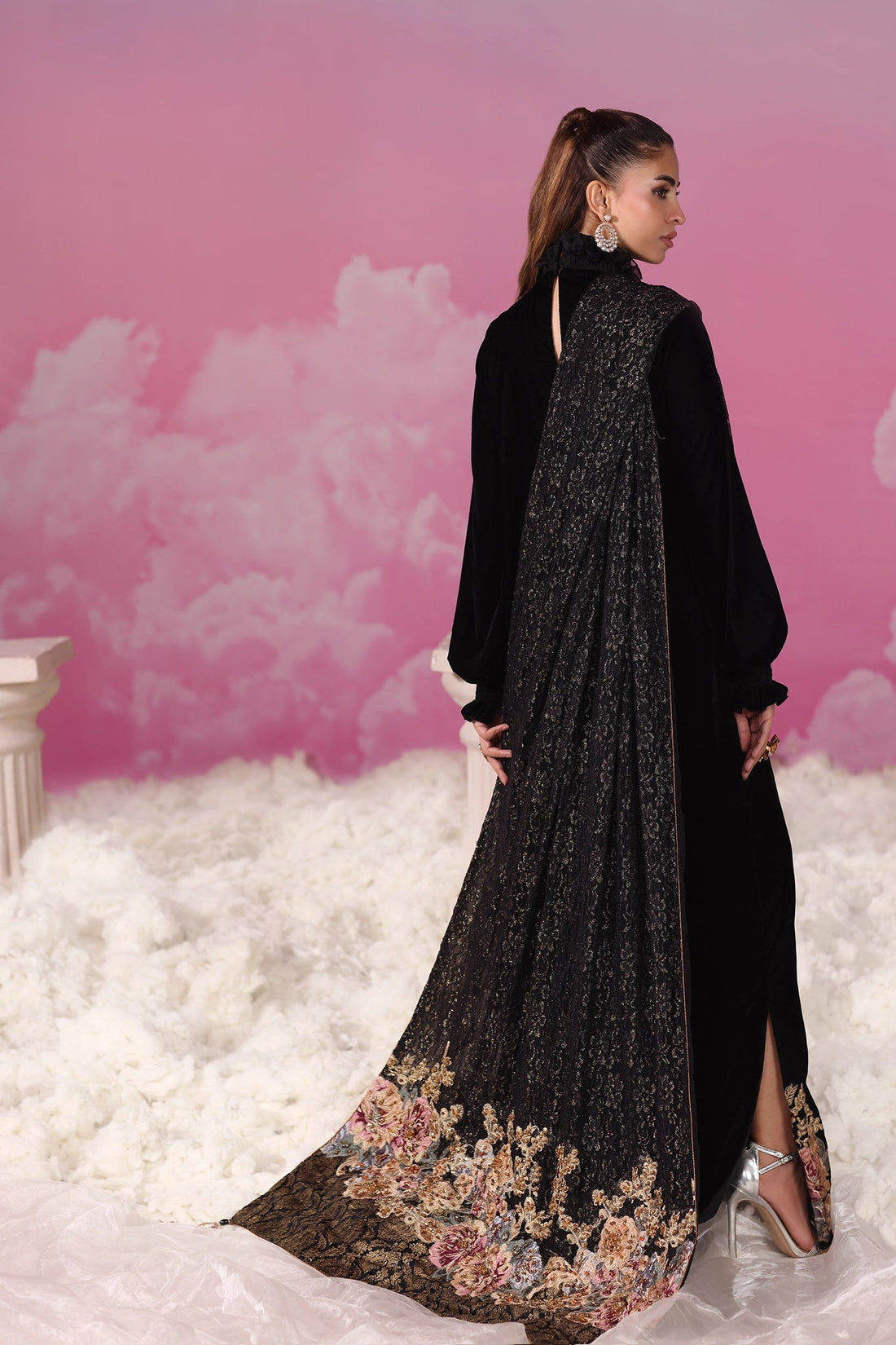 Musferah Saad | Mount Olympus | Noir Blossom