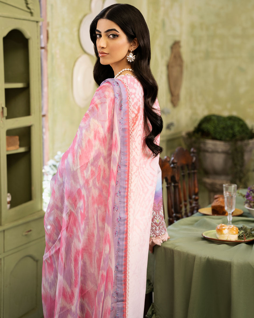 Roheenaz | Flora Printed Lawn | Amara - Khanumjan  Pakistani Clothes and Designer Dresses in UK, USA 