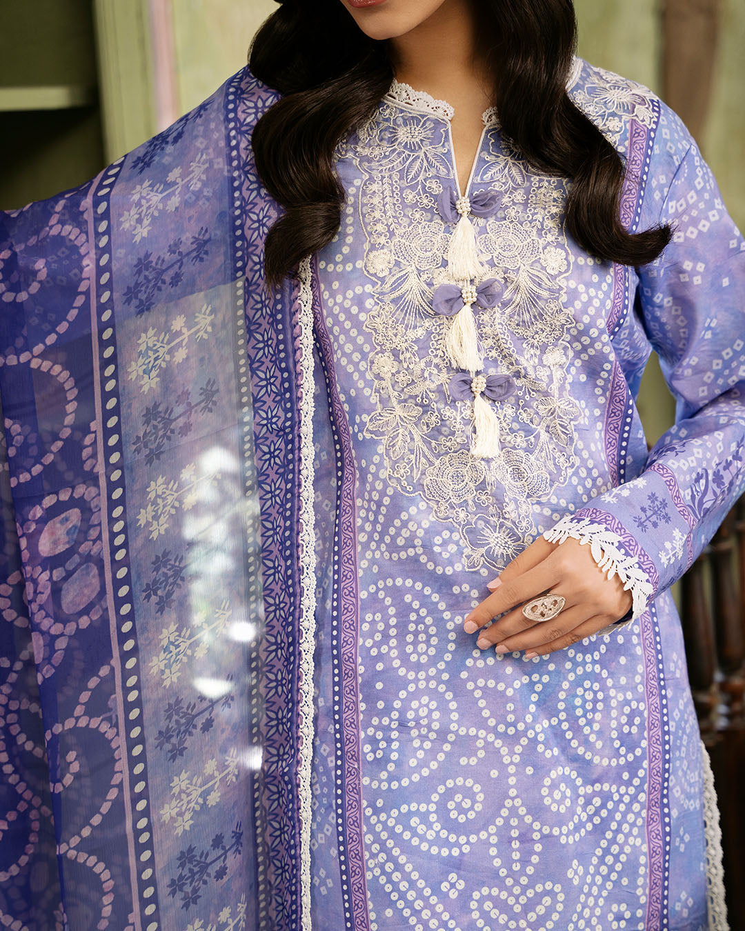 Roheenaz | Flora Printed Lawn | Celestia - Khanumjan  Pakistani Clothes and Designer Dresses in UK, USA 