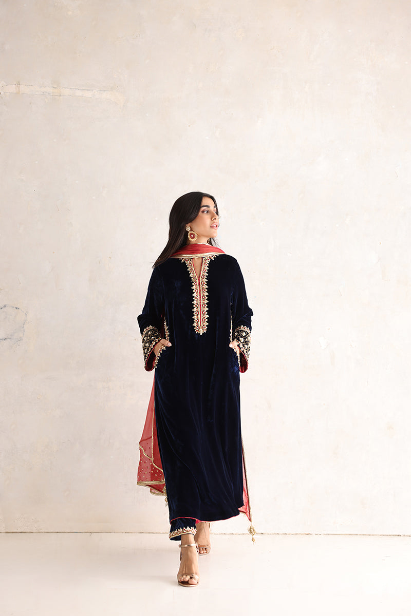 Sana Abbas | Velvet Formals | RAINA