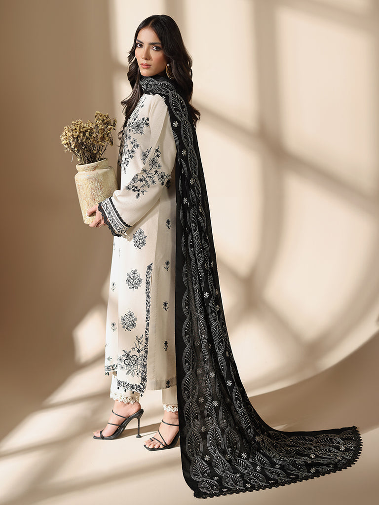 Rajbari | Nissa Embroidered Shawl |  Embroidered Shawl Series 08