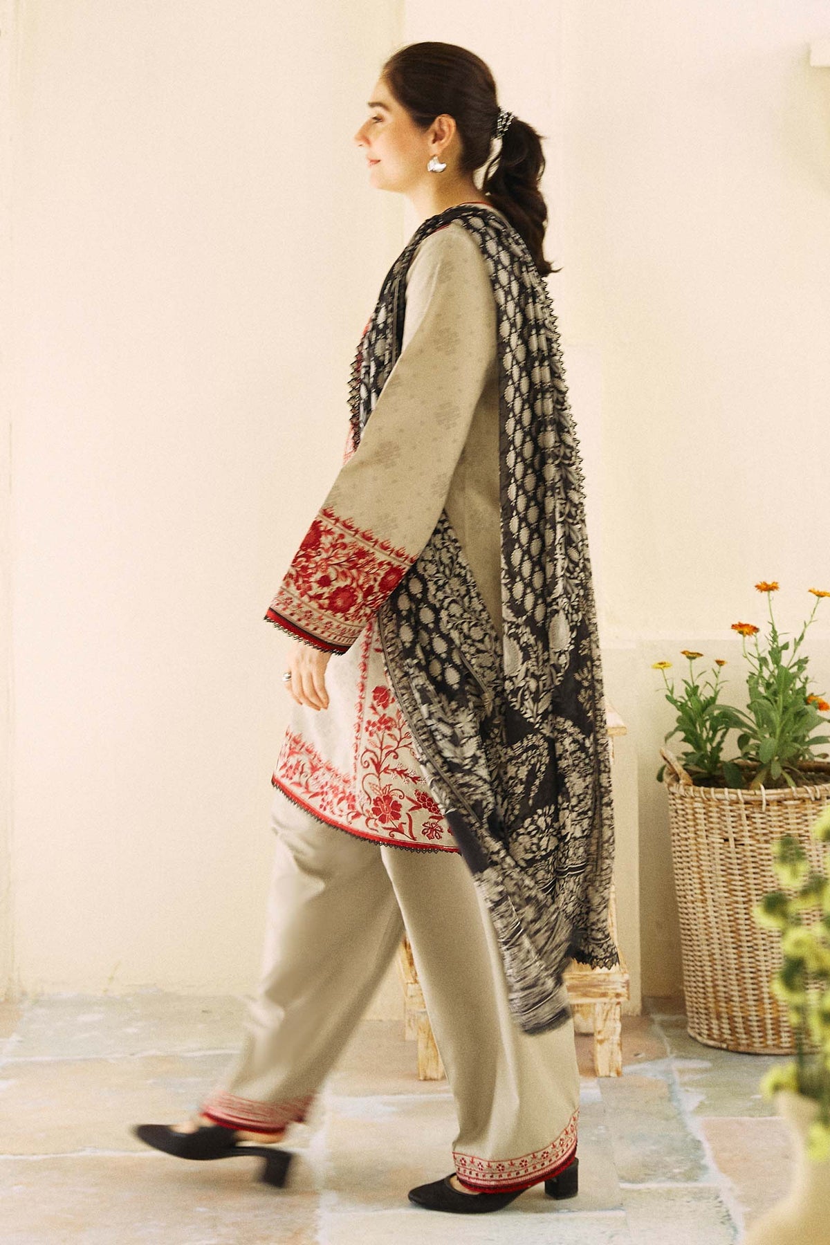 Zara Shahjahan | Coco Lawn Eid Edit 24 | SABAH-D7 - Khanumjan  Pakistani Clothes and Designer Dresses in UK, USA 