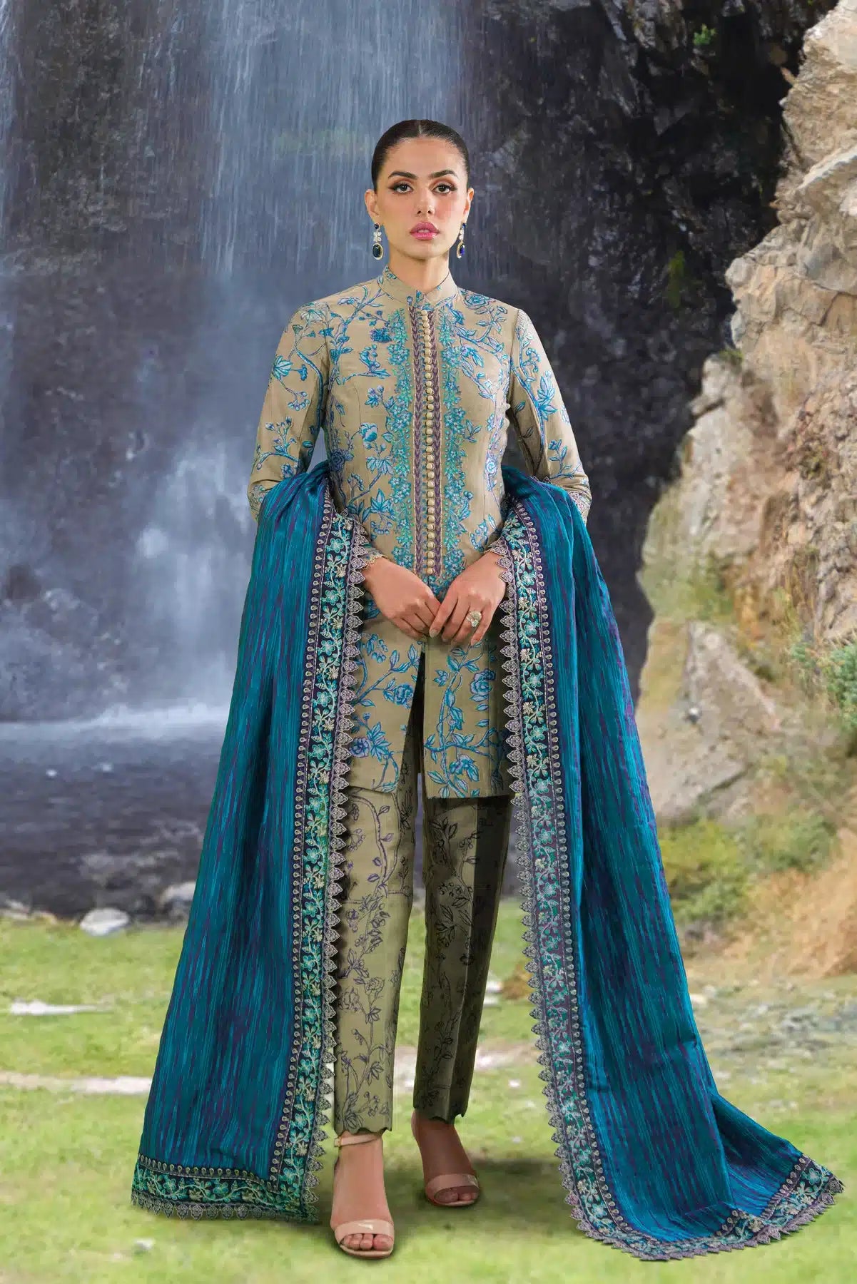 Sable Vogue | Winter 23 |  SWC-02-23 - Khanumjan  Pakistani Clothes and Designer Dresses in UK, USA 