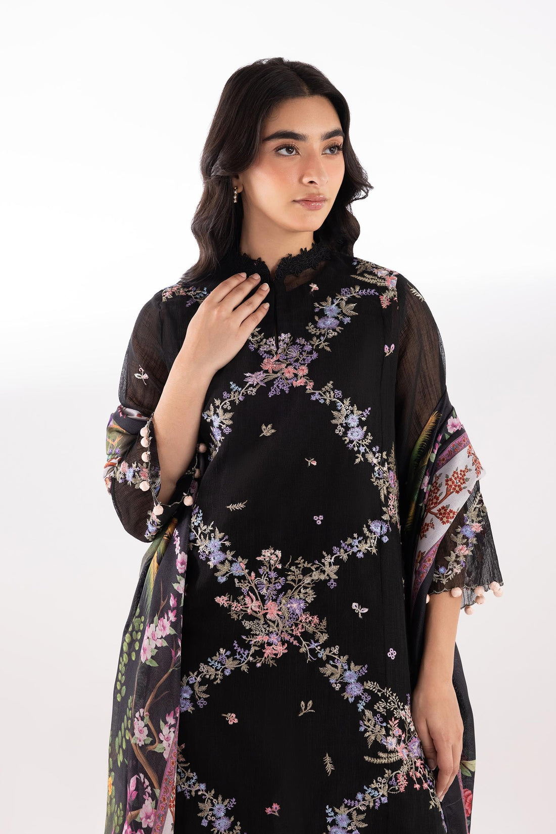 Sana Safinaz | Luxury Pret | Muzlin Lawn Suit SC26MUZ102BP3