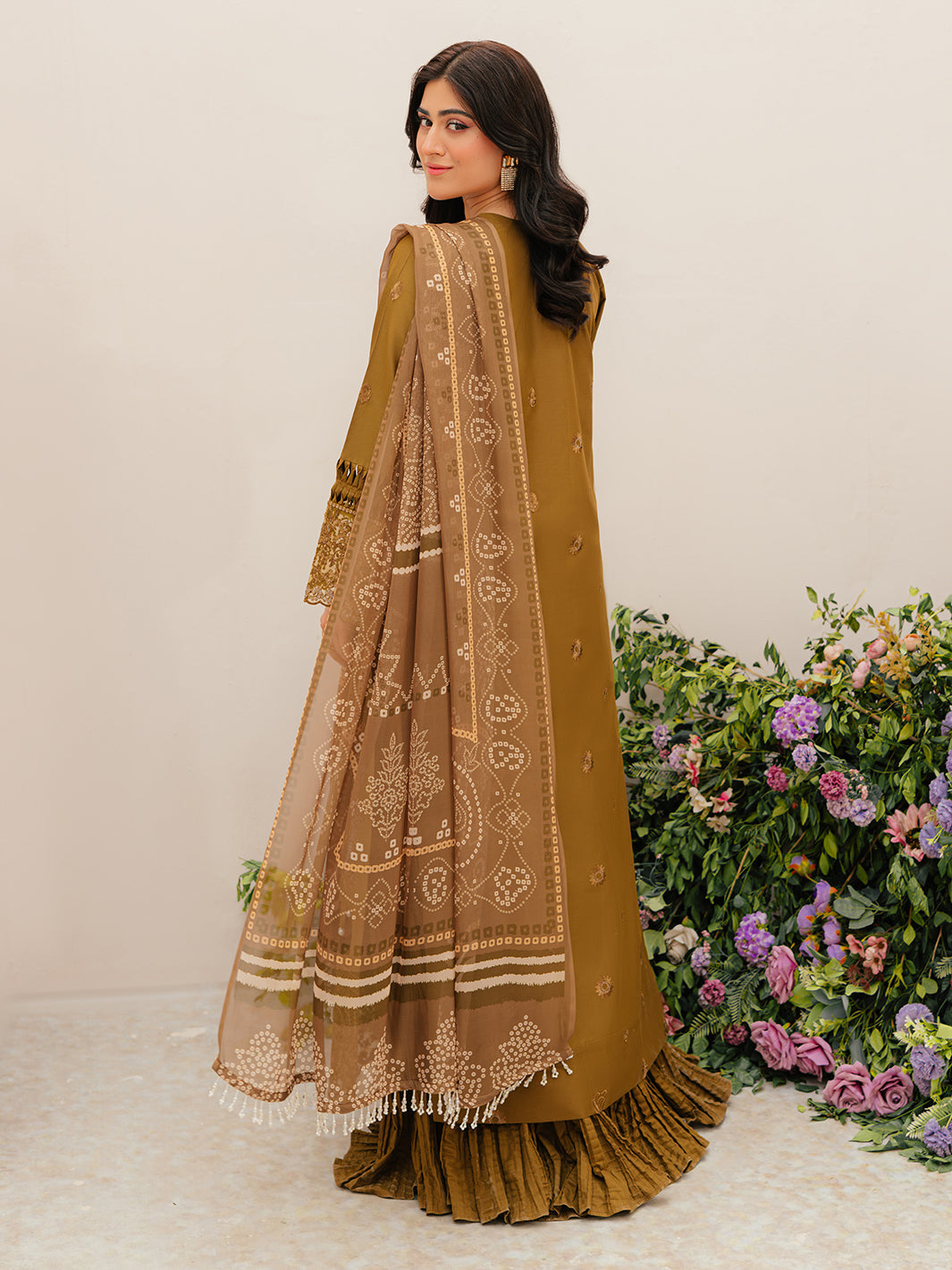 Mahnur | Allenura Luxury Lawn 24 | SIERRA - Khanumjan  Pakistani Clothes and Designer Dresses in UK, USA 