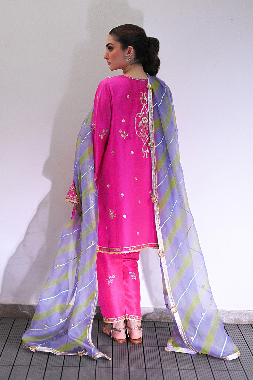 Sania Maskatiya | Inaya Formals | Serina