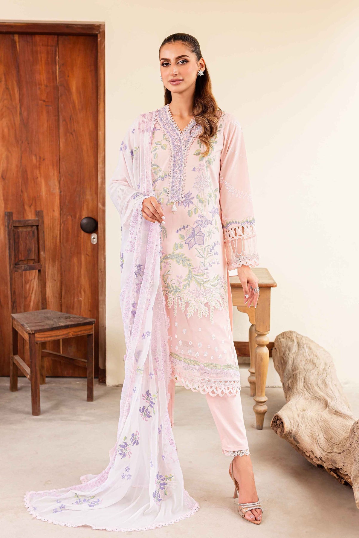 Sable Vogue | Shiree Lawn 24 | Rose Garden - Khanumjan  Pakistani Clothes and Designer Dresses in UK, USA 