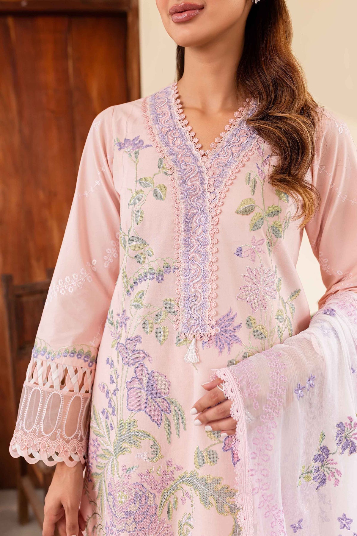 Sable Vogue | Shiree Lawn 24 | Rose Garden - Khanumjan  Pakistani Clothes and Designer Dresses in UK, USA 