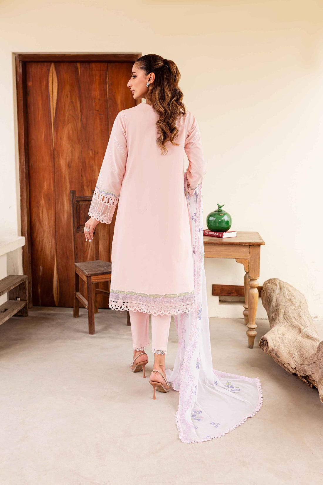 Sable Vogue | Shiree Lawn 24 | Rose Garden - Khanumjan  Pakistani Clothes and Designer Dresses in UK, USA 