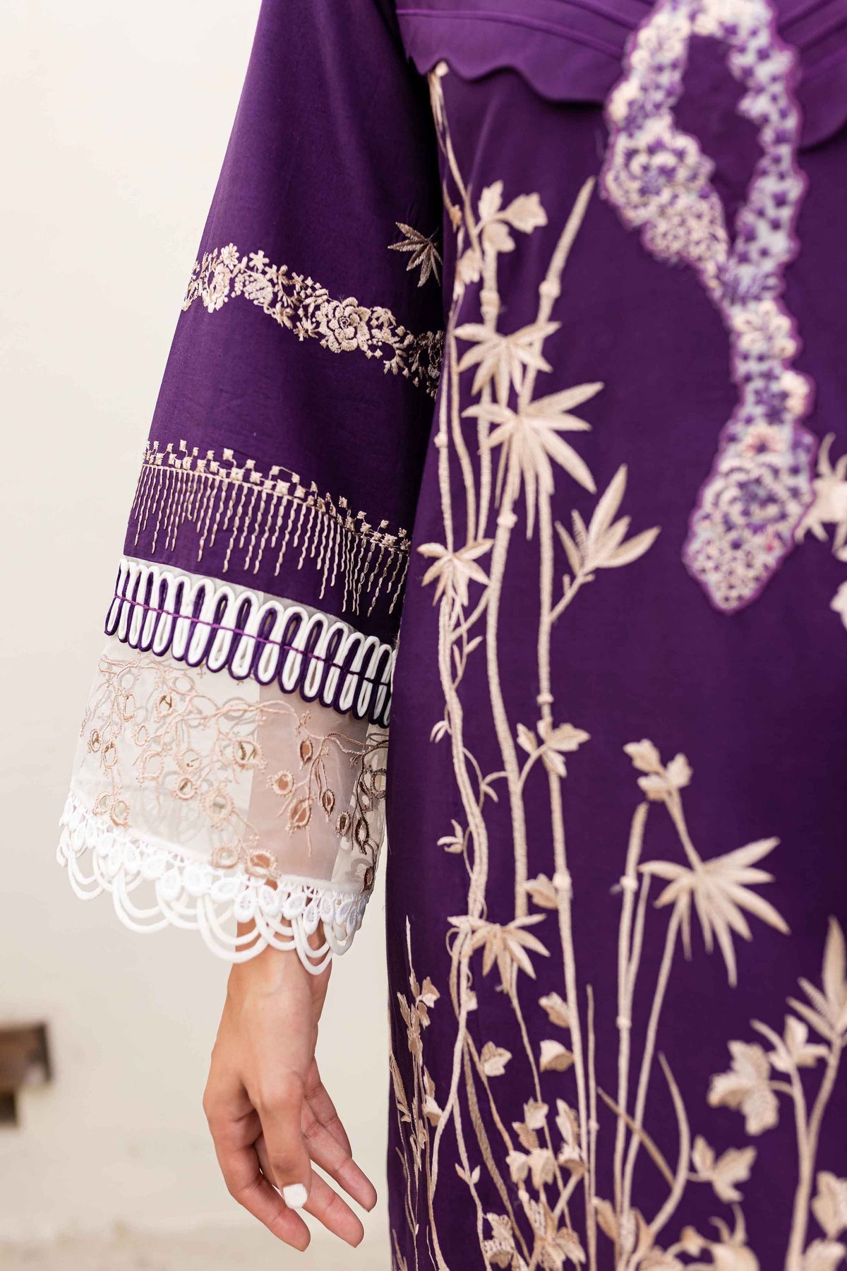 Sable Vogue | Shiree Lawn 24 | Plum Orchid - Khanumjan  Pakistani Clothes and Designer Dresses in UK, USA 