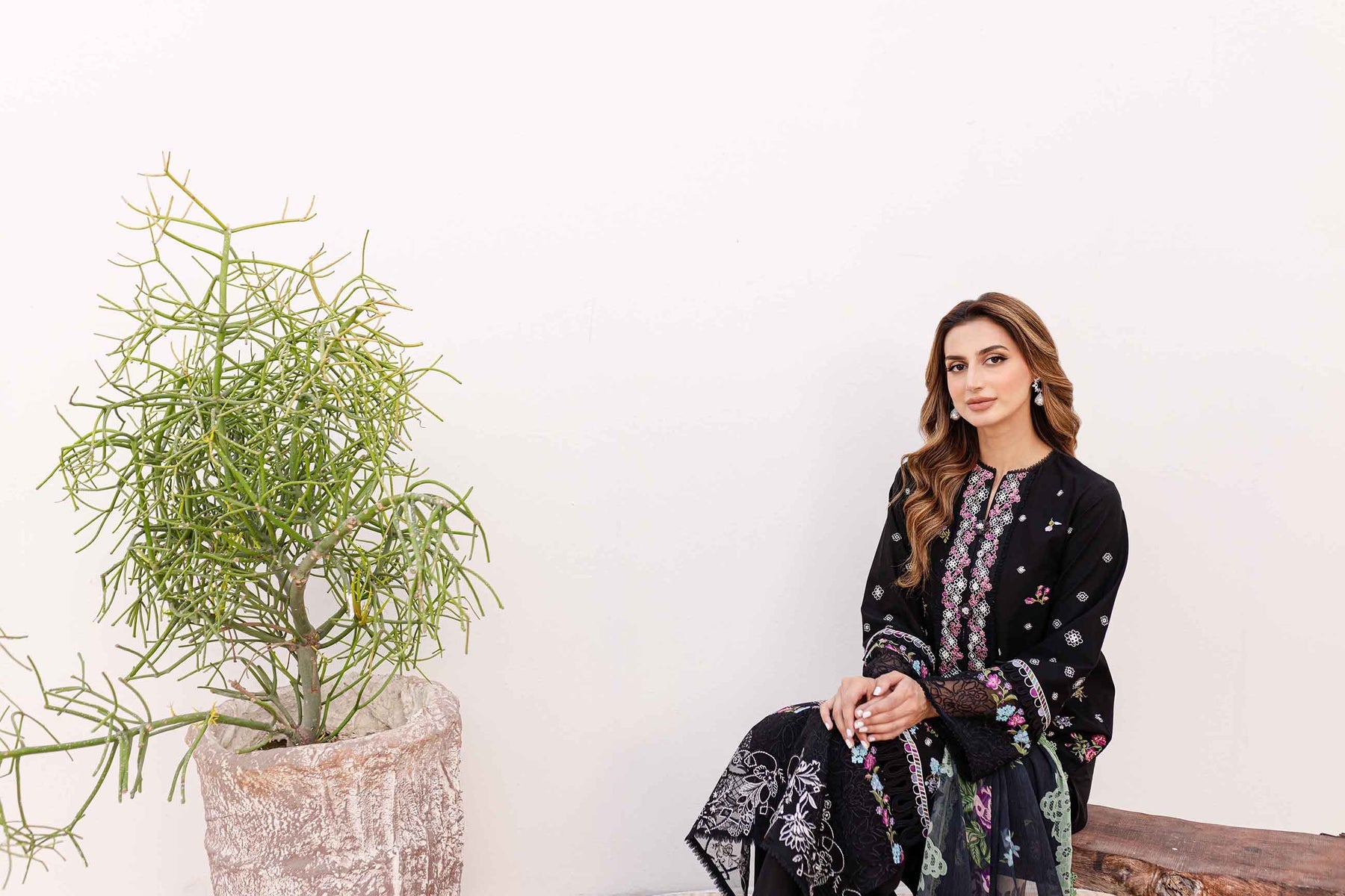 Sable Vogue | Shiree Lawn 24 | Aster - Khanumjan  Pakistani Clothes and Designer Dresses in UK, USA 