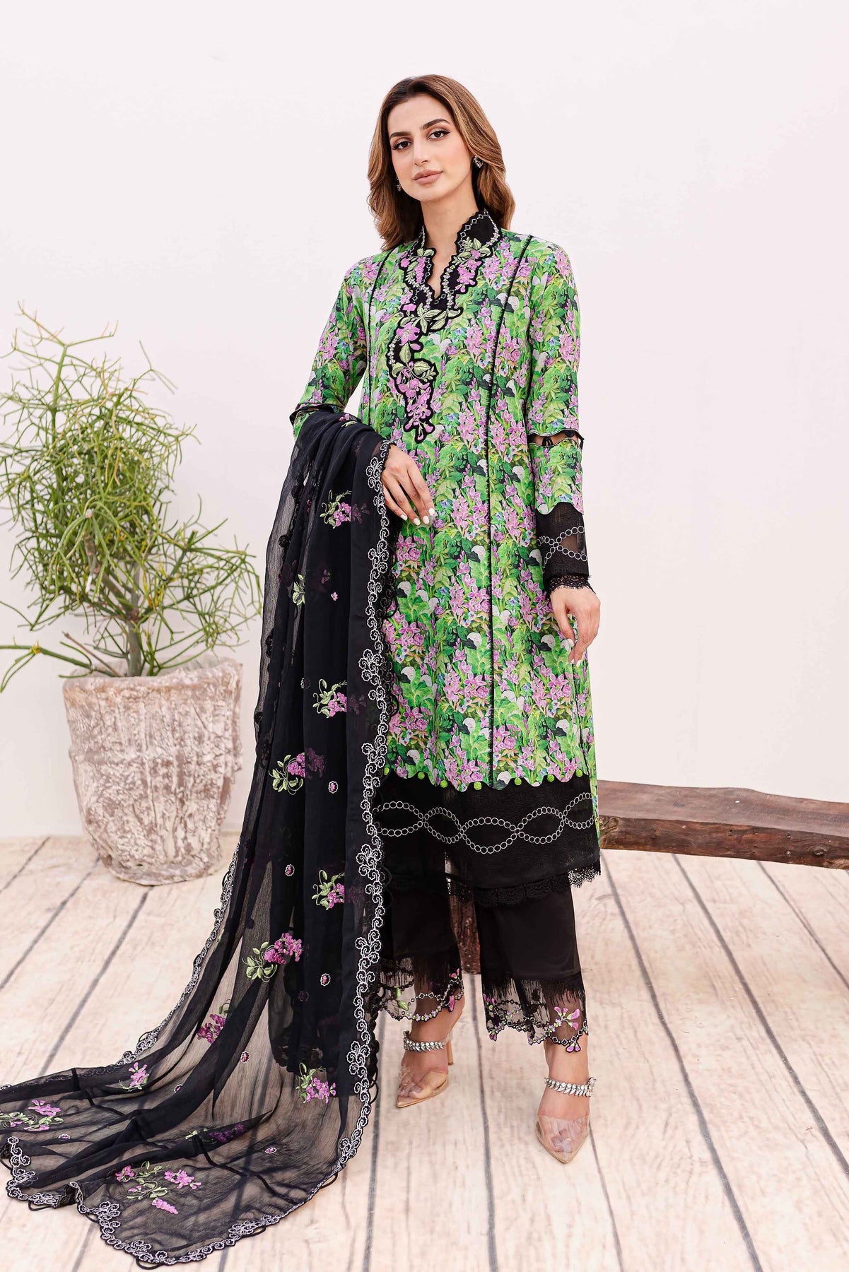 Sable Vogue | Shiree Lawn 24 | Black Iris - Khanumjan  Pakistani Clothes and Designer Dresses in UK, USA 