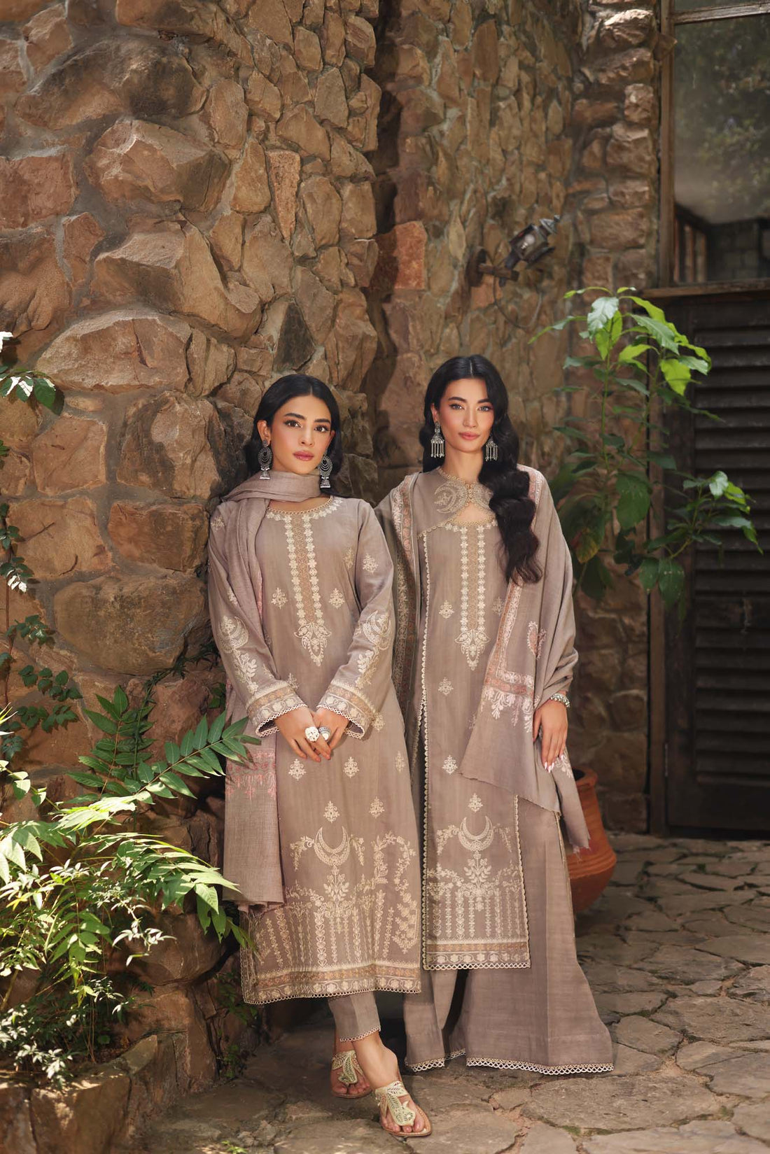 Noor by Saadia Asad | Suzaankari Winter 24 | D07