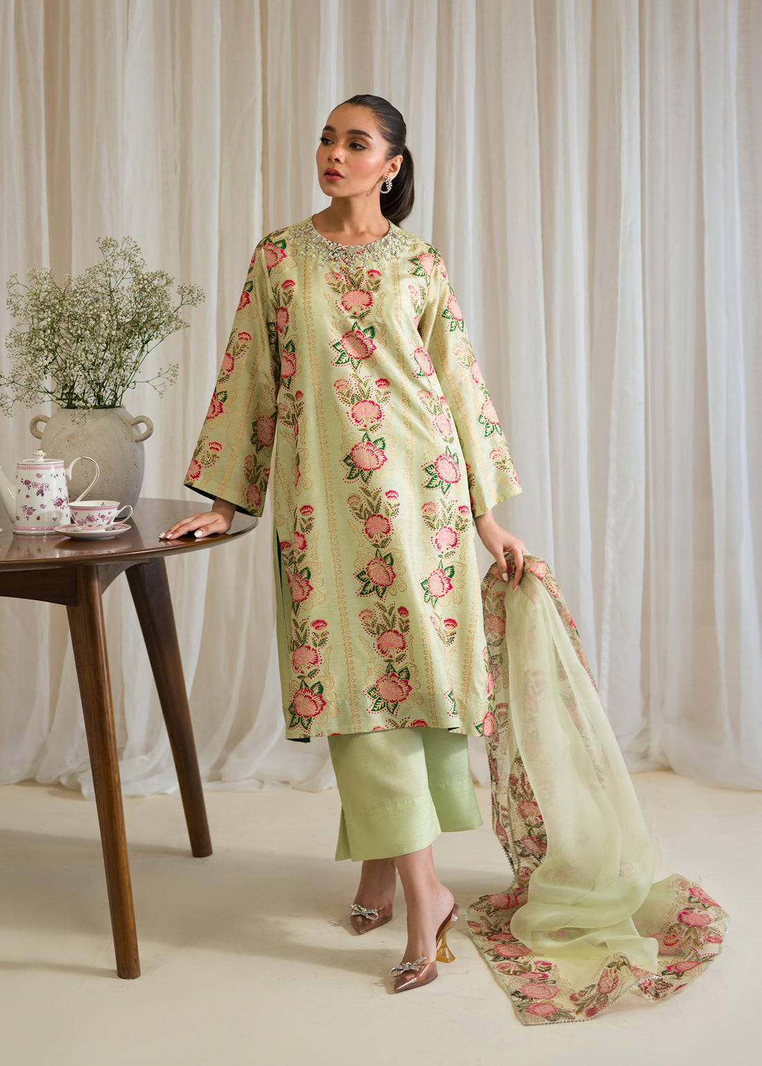 Sadaf Fawad Khan | Eid Pret 24 | Narmeen - Khanumjan  Pakistani Clothes and Designer Dresses in UK, USA 