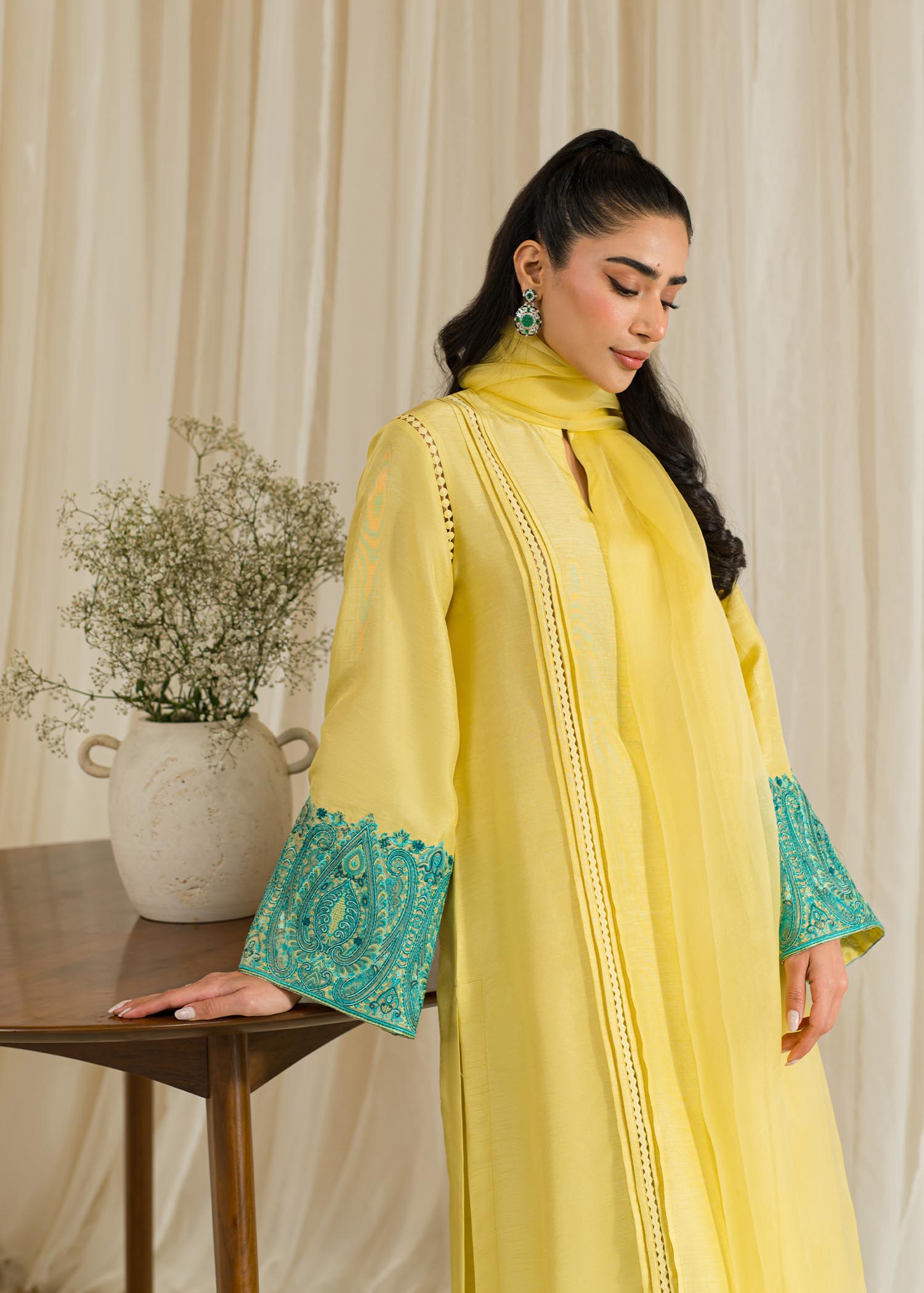 Sadaf Fawad Khan | Eid Pret 24 | Naz - Khanumjan  Pakistani Clothes and Designer Dresses in UK, USA 