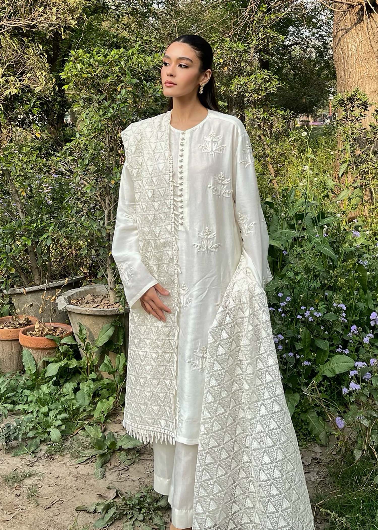 Sadaf Fawad Khan | Eid Pret 24 | Feray - Khanumjan  Pakistani Clothes and Designer Dresses in UK, USA 