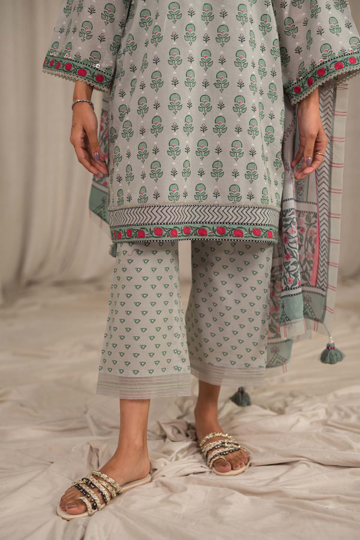 Sahar | Print Edit SS24 | P-18 - Khanumjan  Pakistani Clothes and Designer Dresses in UK, USA 