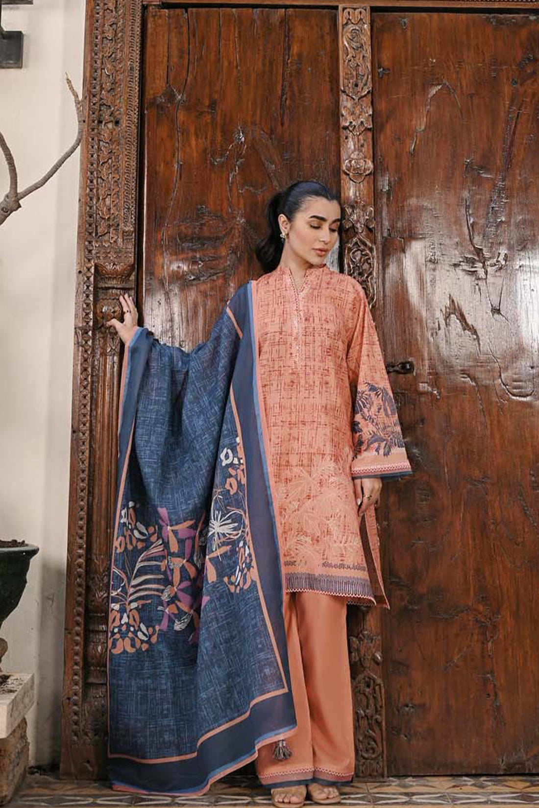 Sahar | Print Edit SS24 | P-15 - Khanumjan  Pakistani Clothes and Designer Dresses in UK, USA 