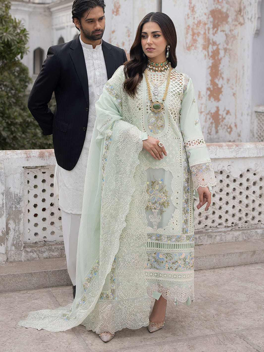 Mahnur | Mahrukh Luxury Lawn 24 | SELINA - Khanumjan  Pakistani Clothes and Designer Dresses in UK, USA 