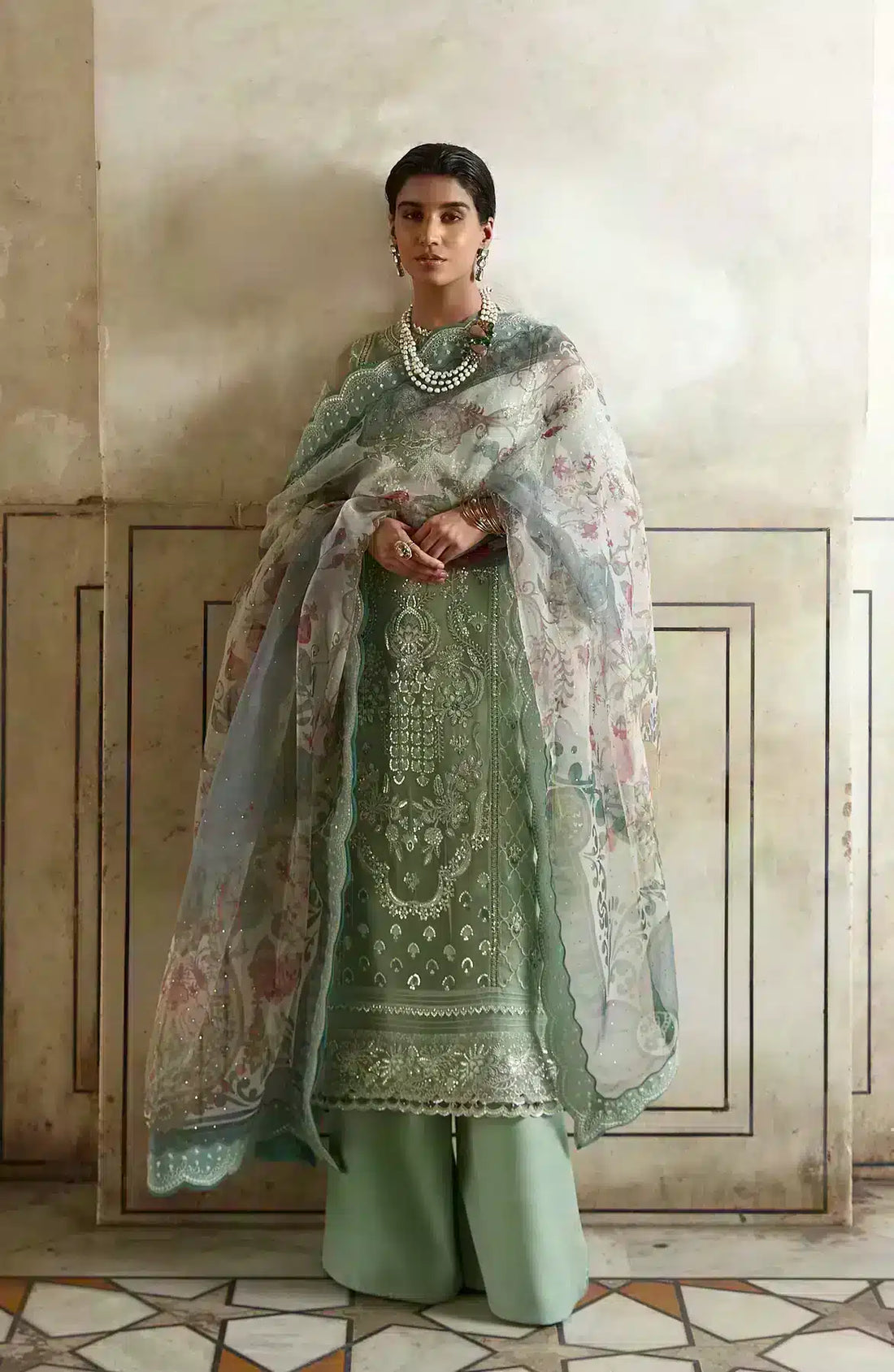 Seran | Taaruf Formals 2023 | Gul Bano - Khanumjan  Pakistani Clothes and Designer Dresses in UK, USA 