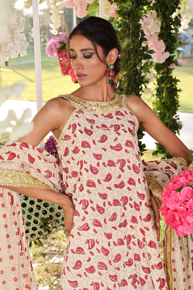 The Pink Tree Company | Wedding Wear | DAZED - Khanumjan  Pakistani Clothes and Designer Dresses in UK, USA 