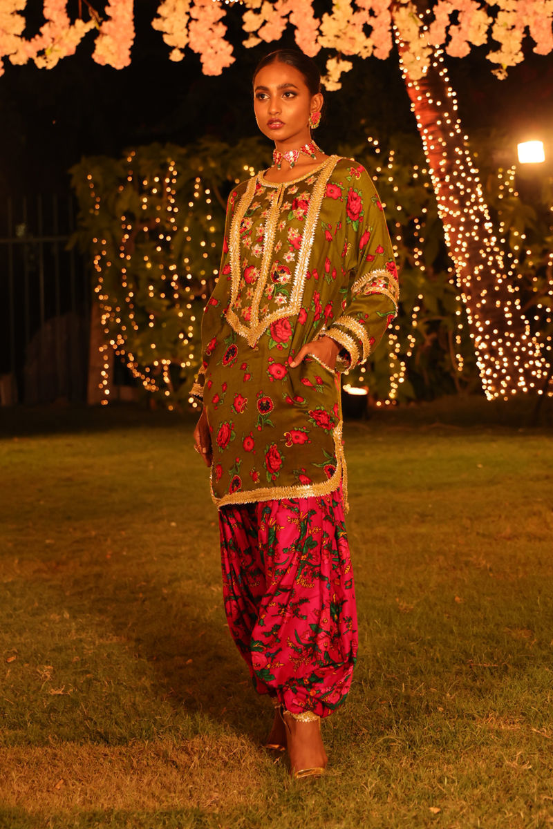 The Pink Tree Company | Wedding Wear | MAGENTA FLASH - Khanumjan  Pakistani Clothes and Designer Dresses in UK, USA 