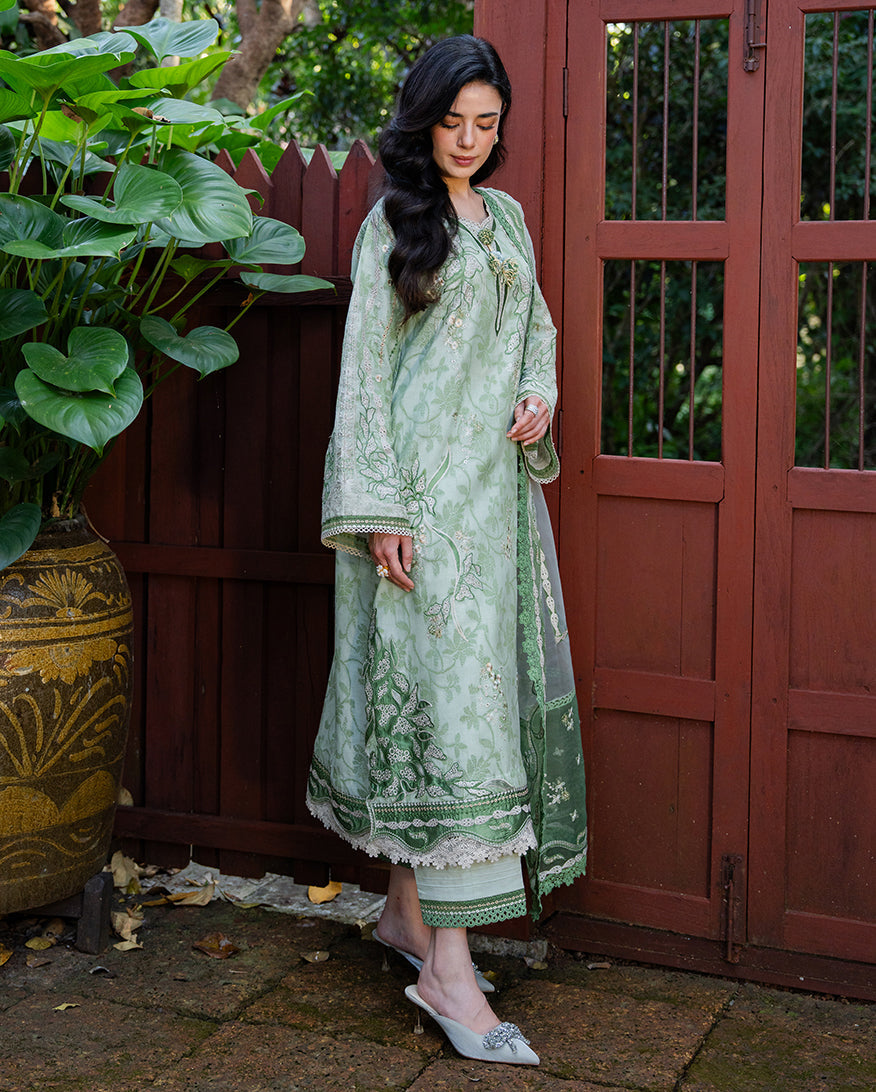 Mushq | La Toscana Casual Pret | Terra Belle