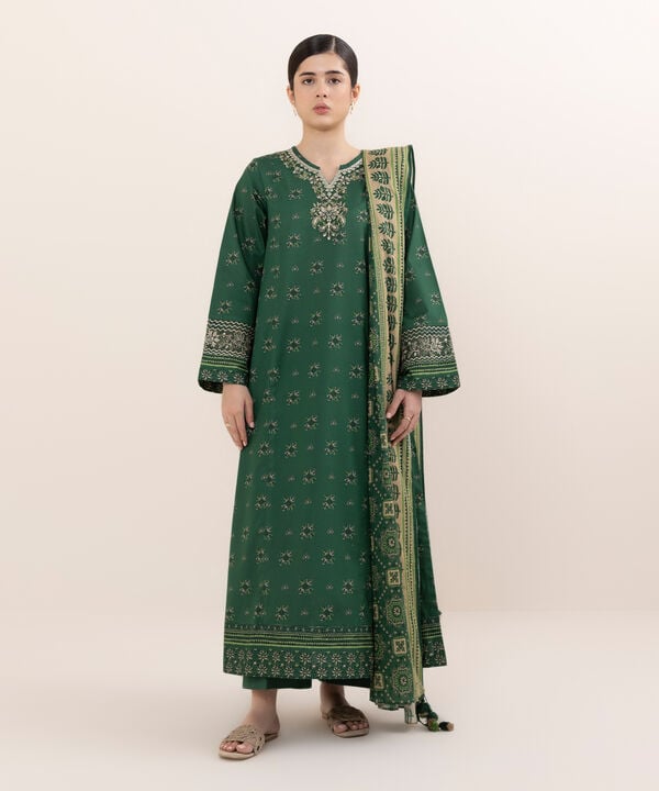 Sapphire | Fall Winter 25 |3 Piece - Embroidered Lawn Suit U3PEDY25V642