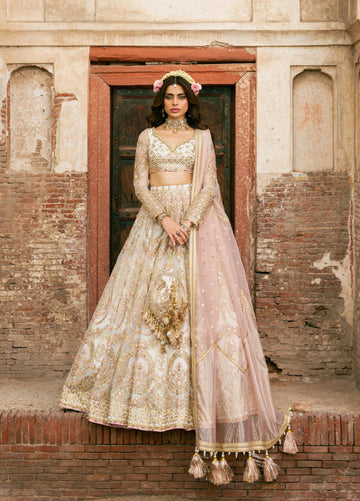 MNR | Zarlish Festive 25 | Wajeha in Kohinoor