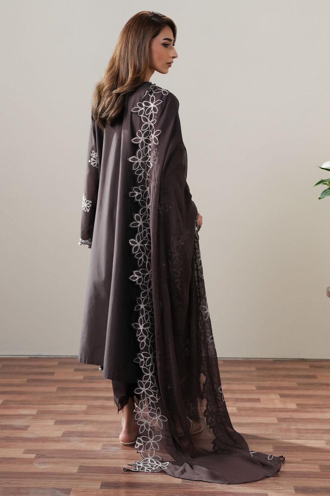 Cross Stitch | Mahiri Embroidered Collection 26 | SEAL BROWN